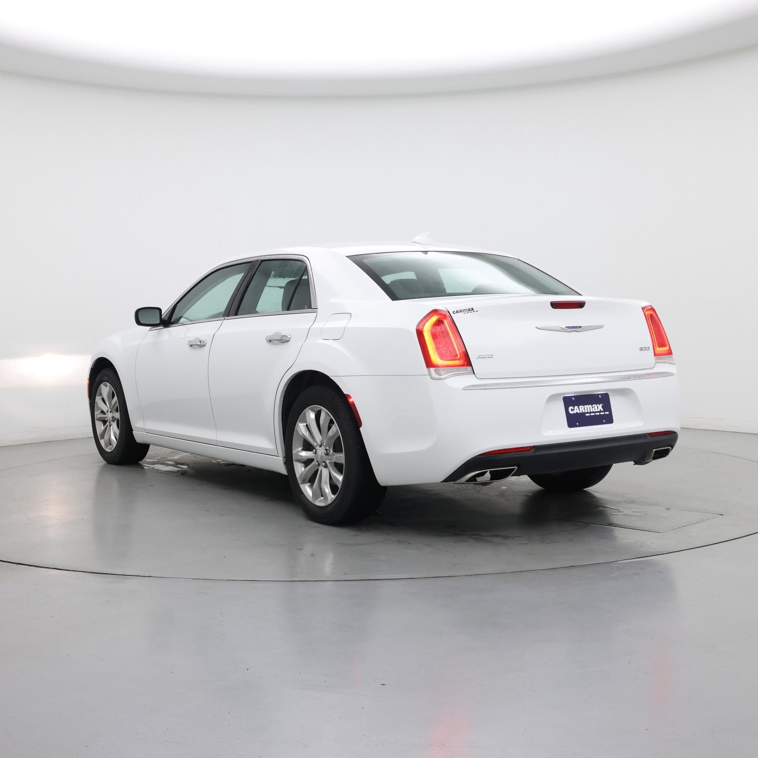 Thumbnail: 2019 Chrysler 300 - 2