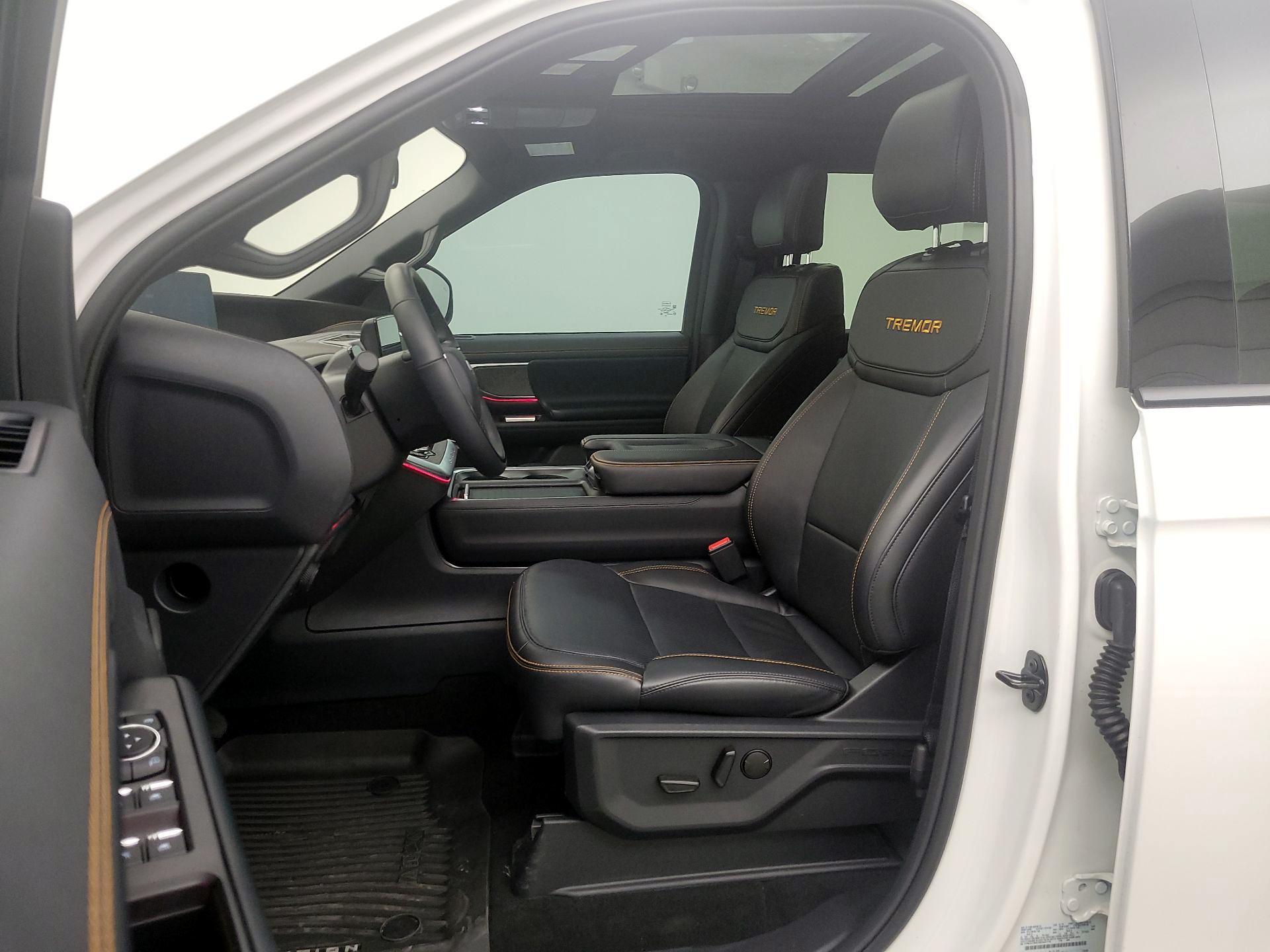 Thumbnail: 2025 Ford Expedition - 11