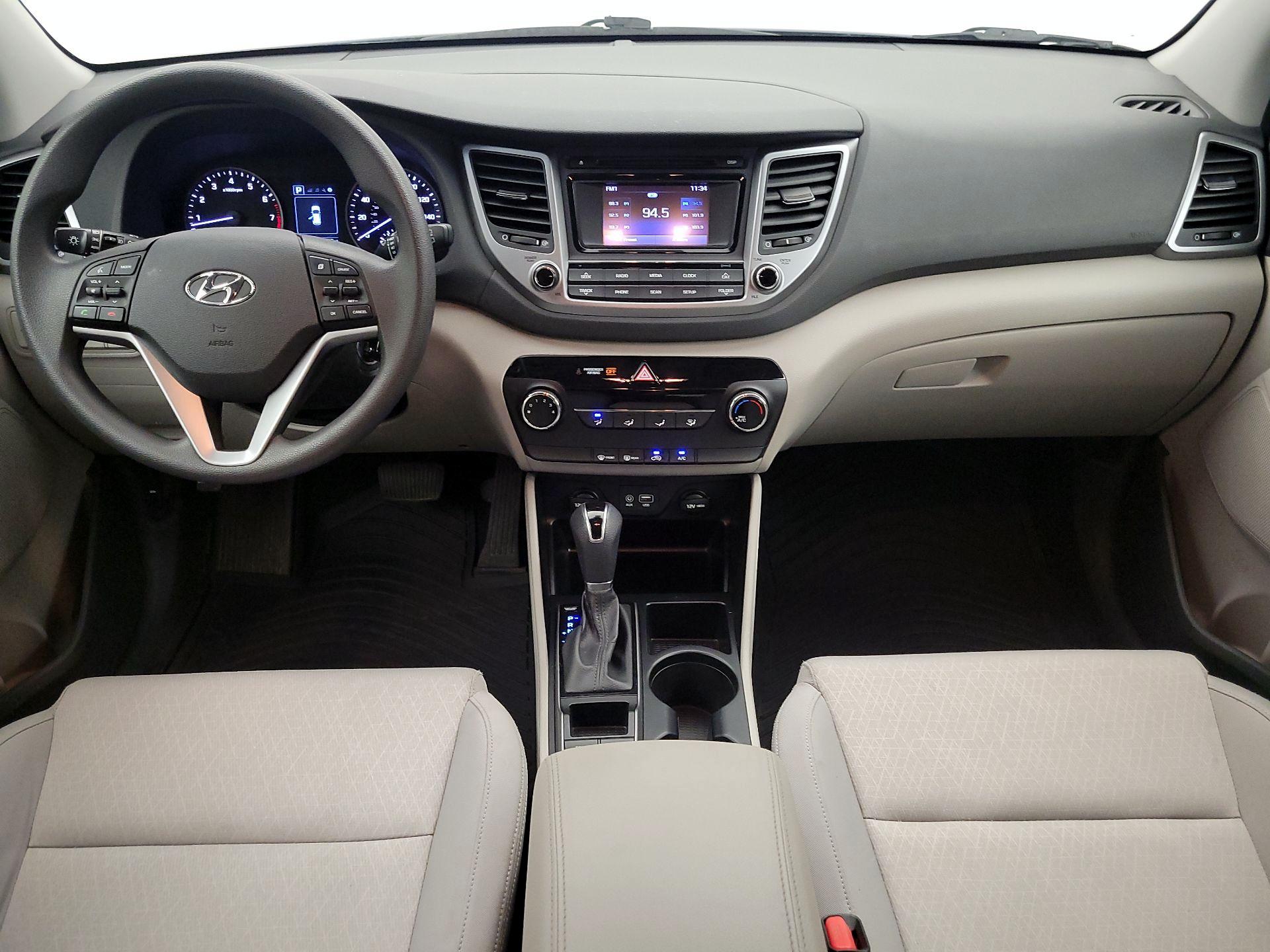 Thumbnail: 2017 Hyundai Tucson - 9