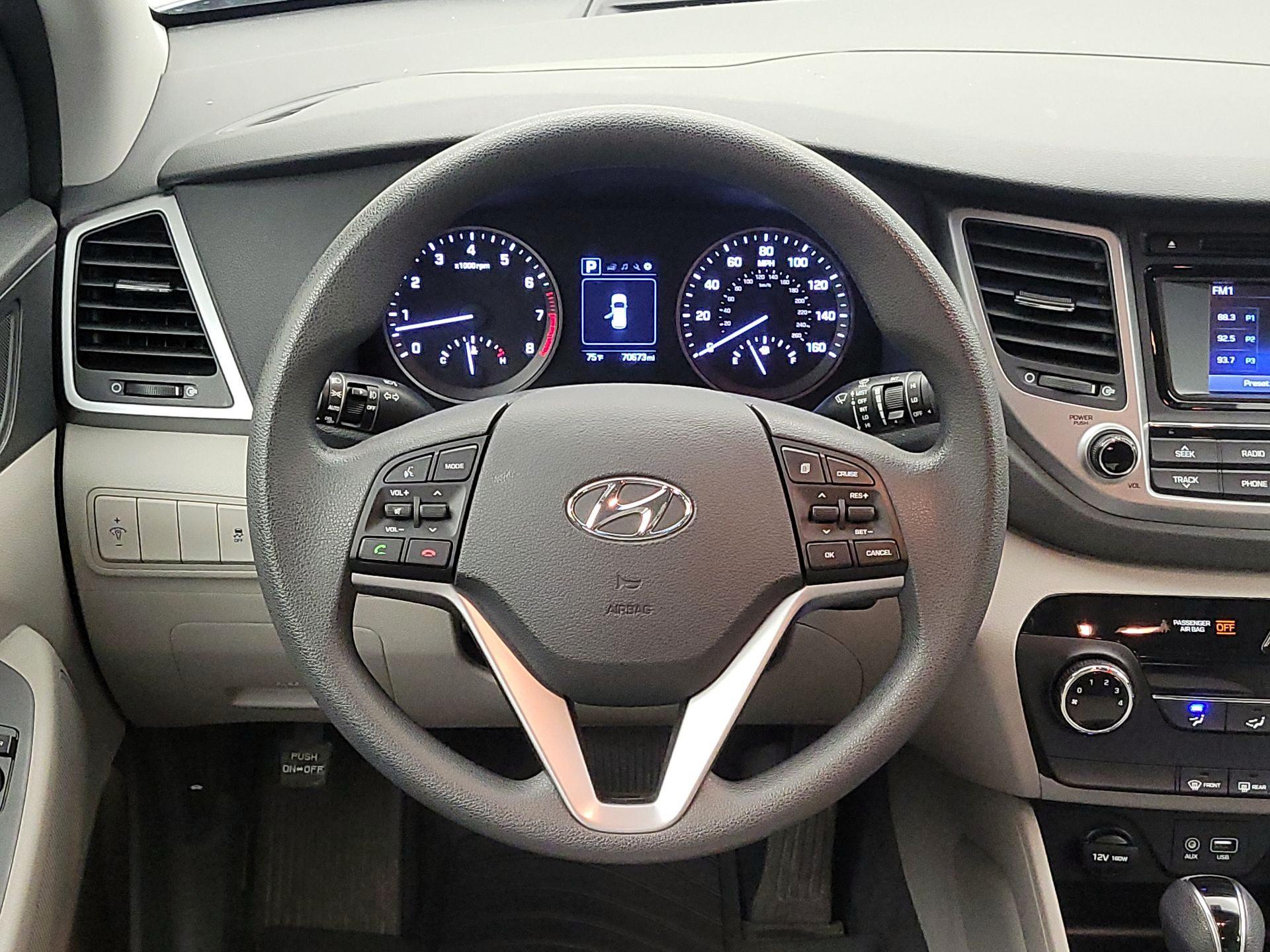 Thumbnail: 2017 Hyundai Tucson - 10