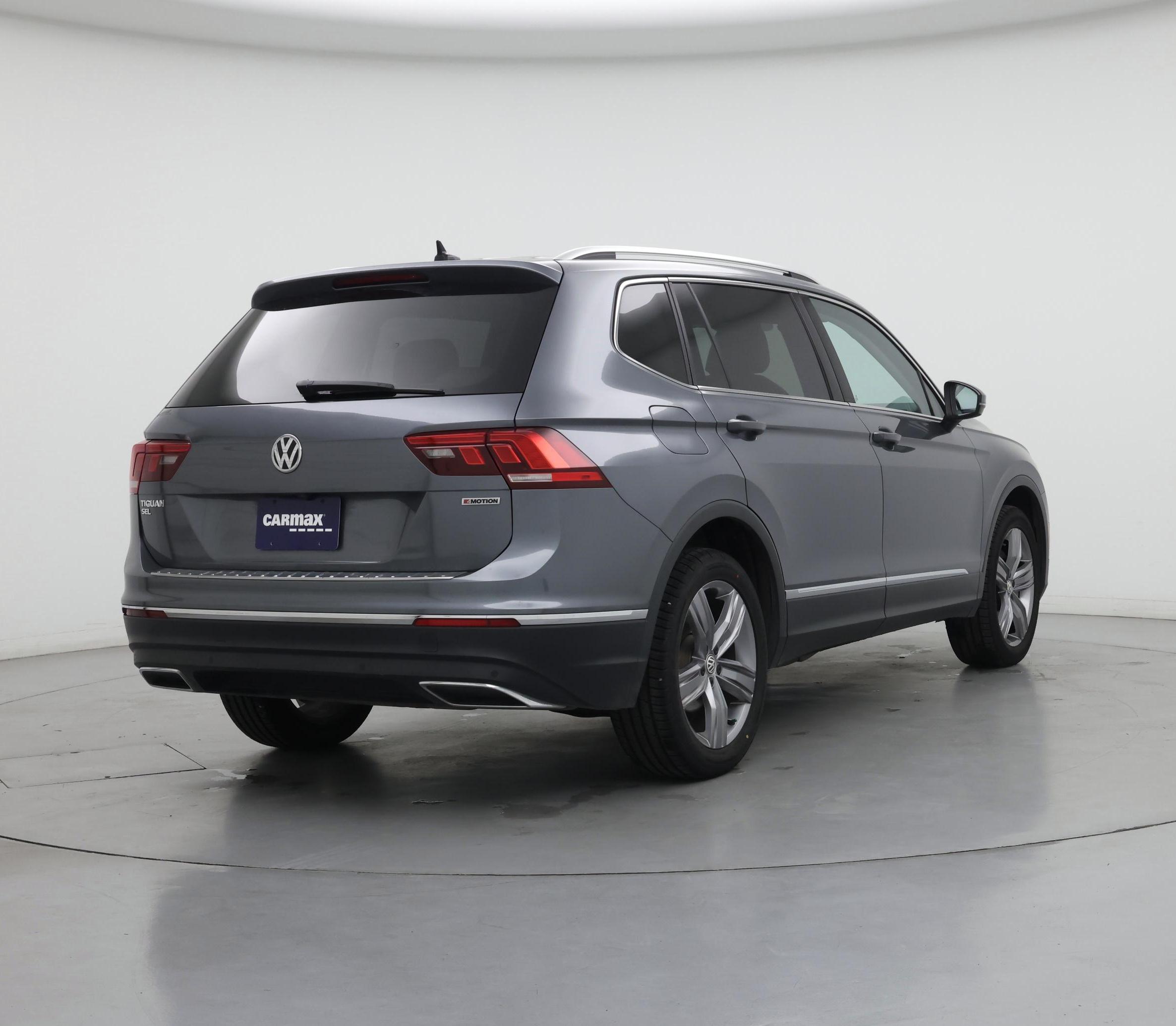 Thumbnail: 2021 Volkswagen Tiguan - 8