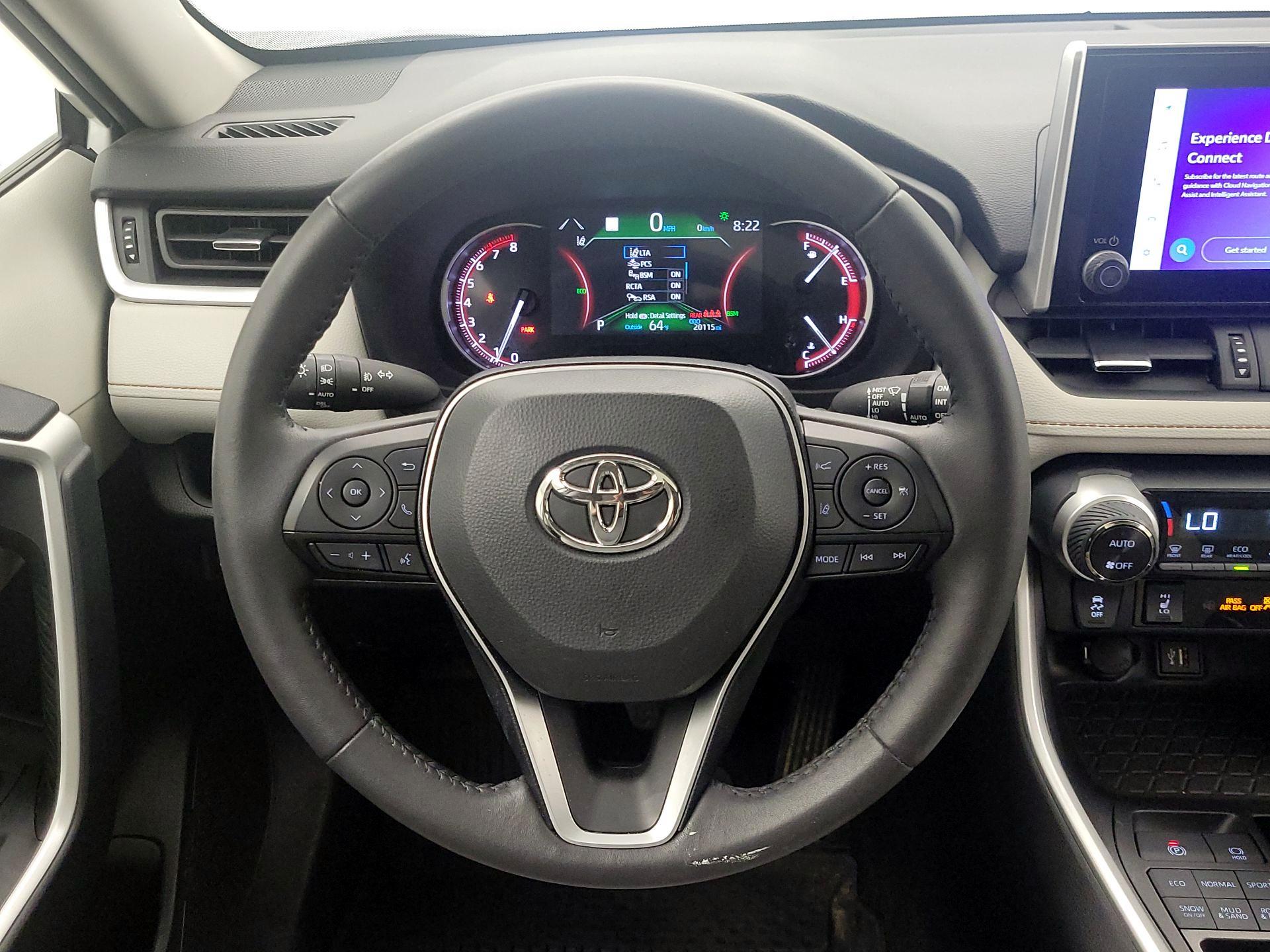 Thumbnail: 2025 Toyota RAV4 - 10
