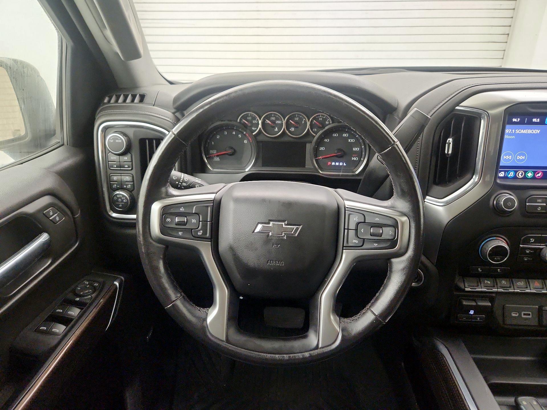 Thumbnail: 2022 Chevrolet Silverado 1500 - 10