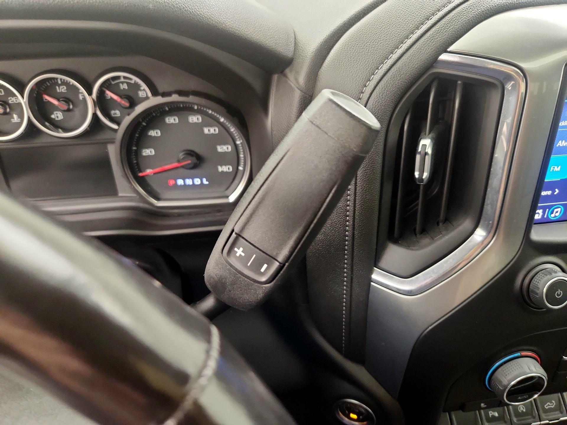 Thumbnail: 2022 Chevrolet Silverado 1500 - 17