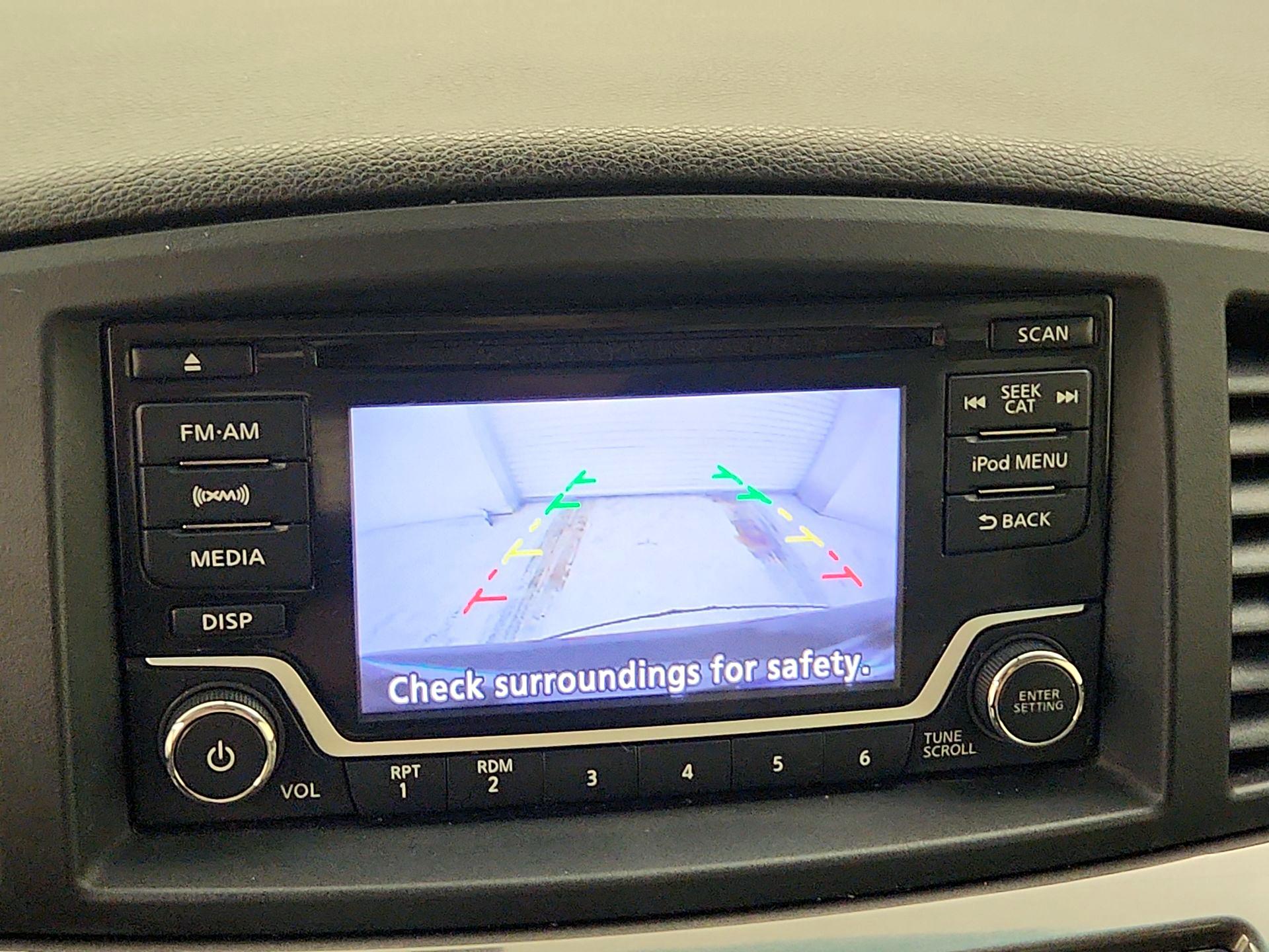 Thumbnail: 2016 Nissan Quest - 14