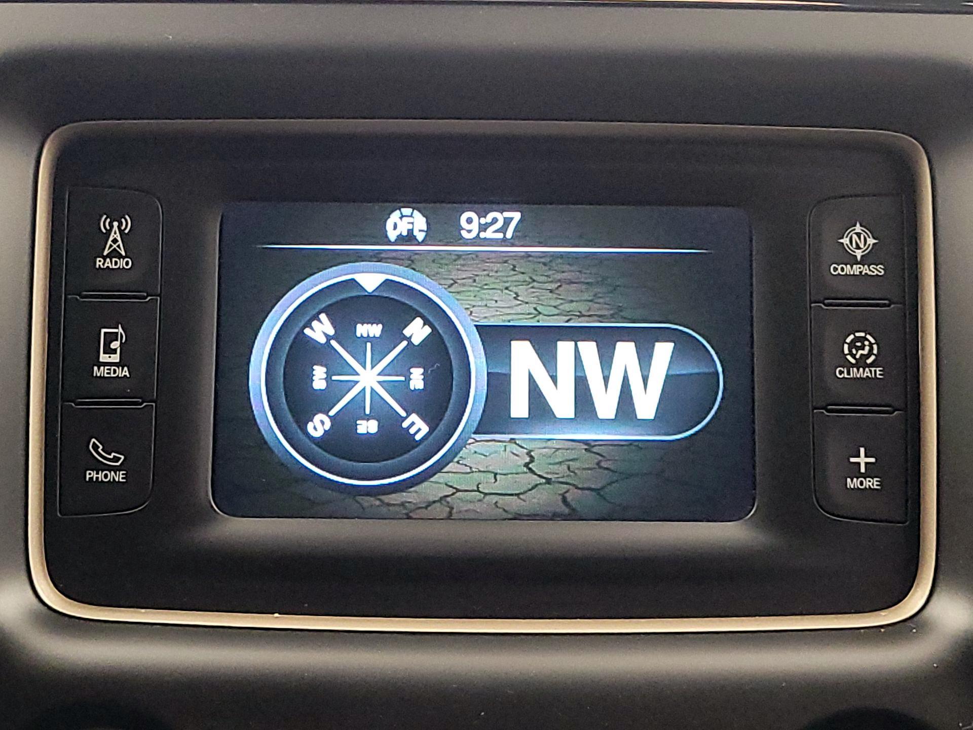 Thumbnail: 2015 Jeep Grand Cherokee - 14