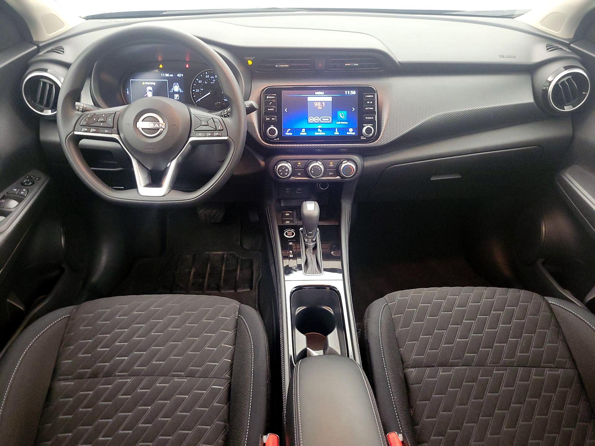 Thumbnail: 2023 Nissan Kicks - 9