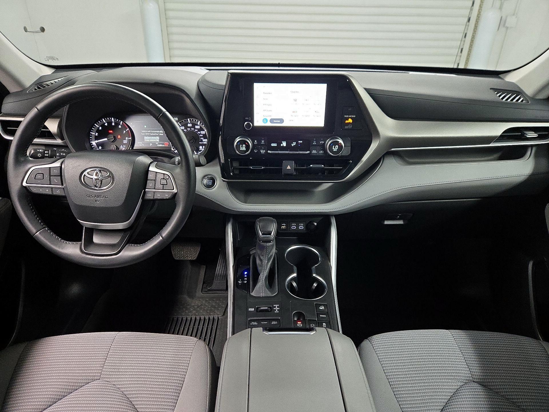 Thumbnail: 2024 Toyota Highlander - 9