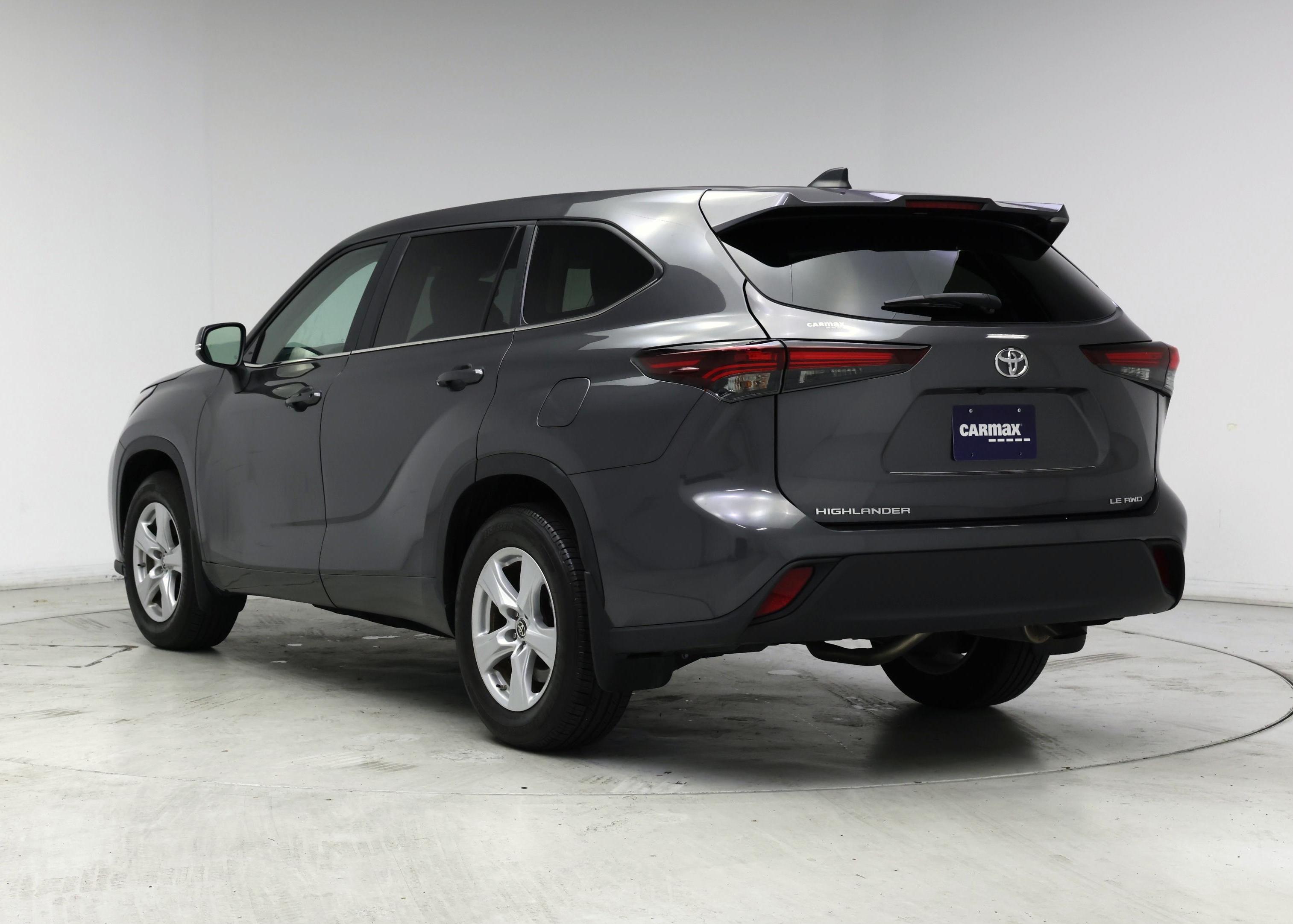 Thumbnail: 2024 Toyota Highlander - 2