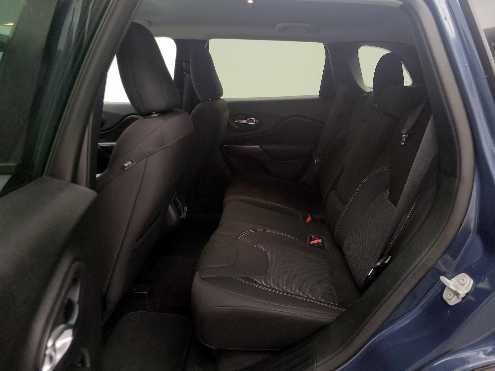 2021 Jeep Cherokee Latitude - Photo 20