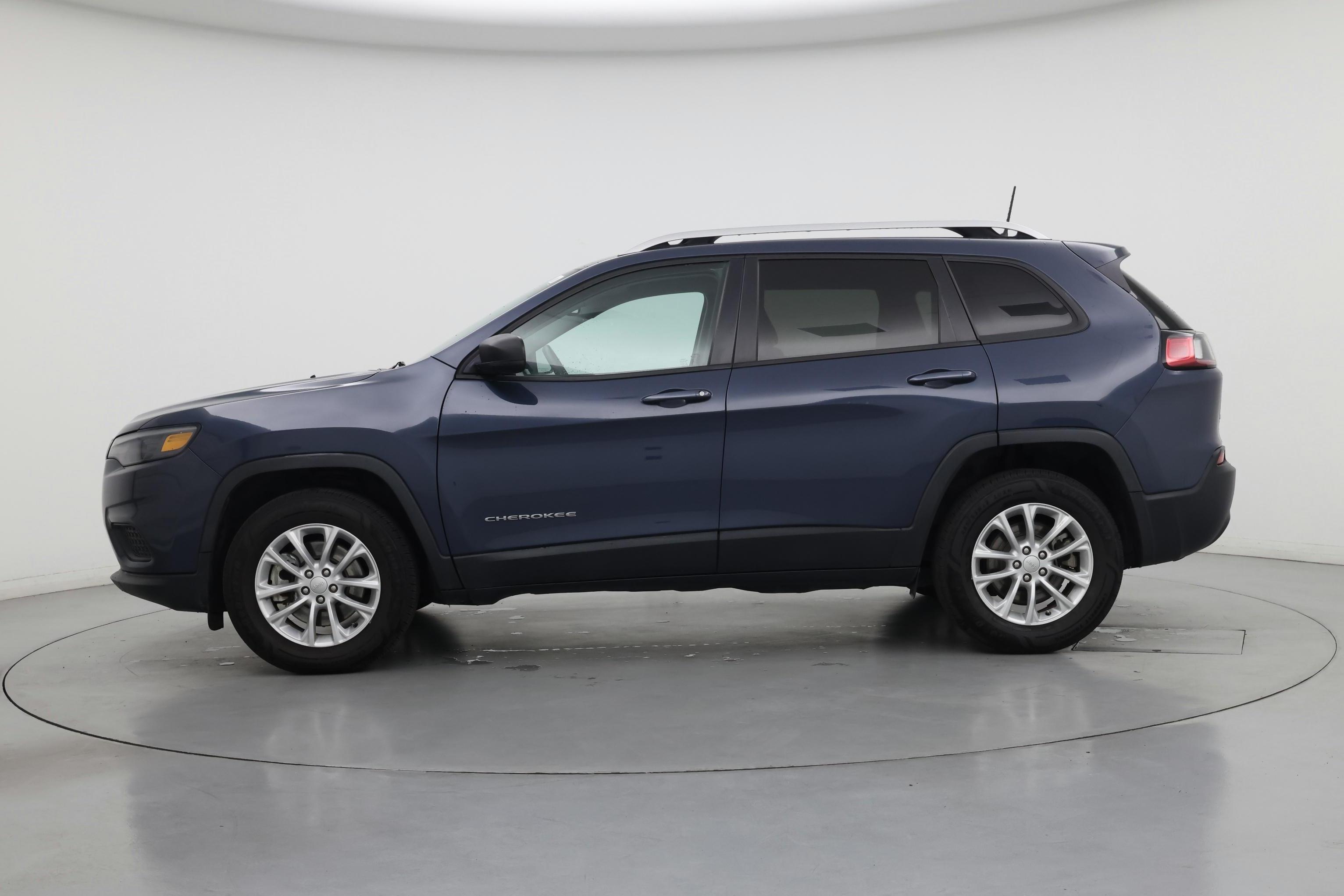 Thumbnail: 2021 Jeep Cherokee - 3