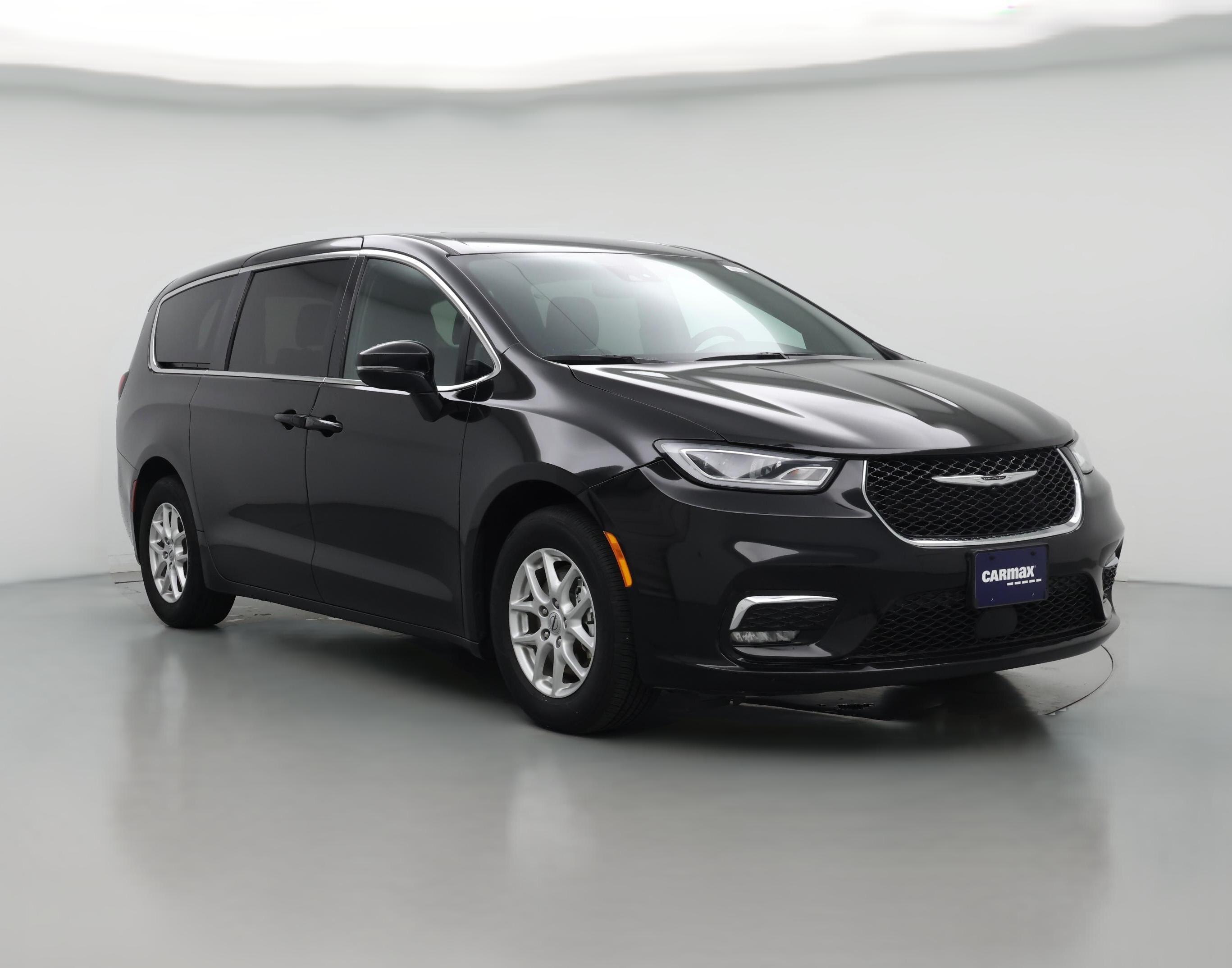 Thumbnail: 2025 Chrysler Pacifica - 1