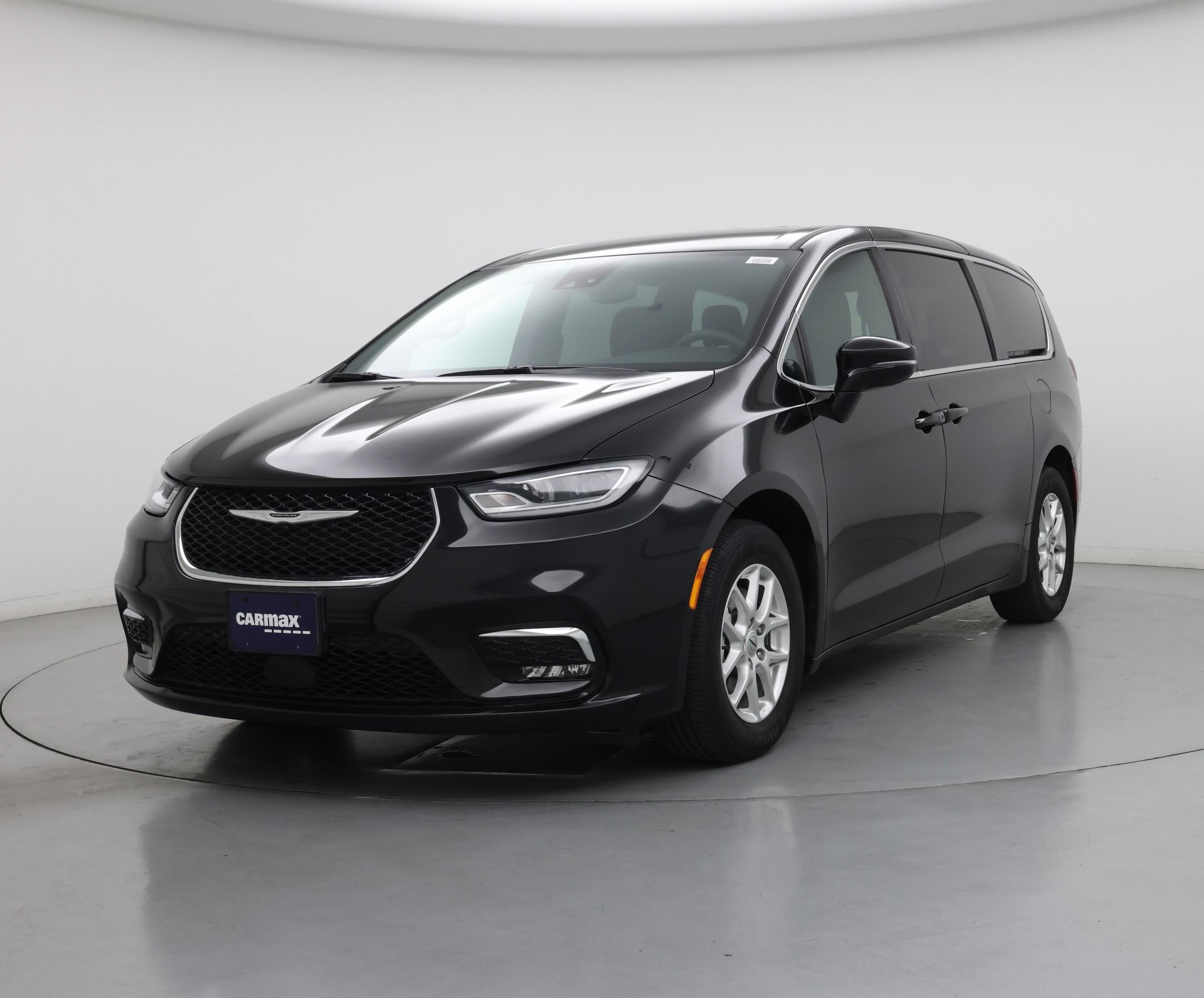 Thumbnail: 2025 Chrysler Pacifica - 4