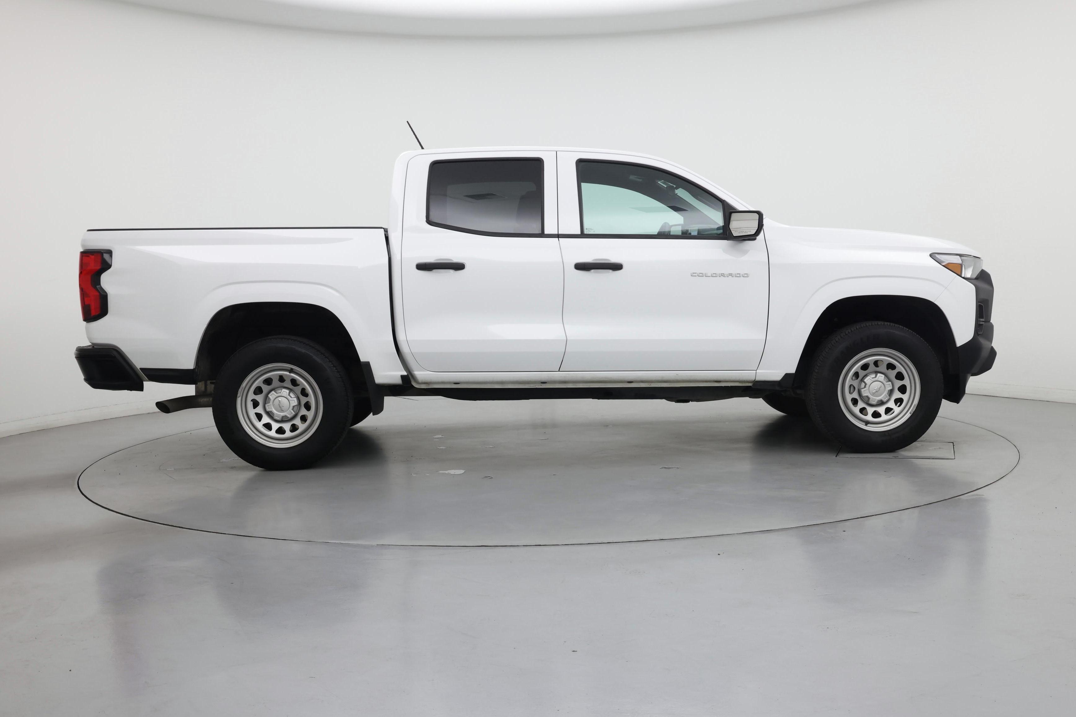 Thumbnail: 2023 Chevrolet Colorado - 7