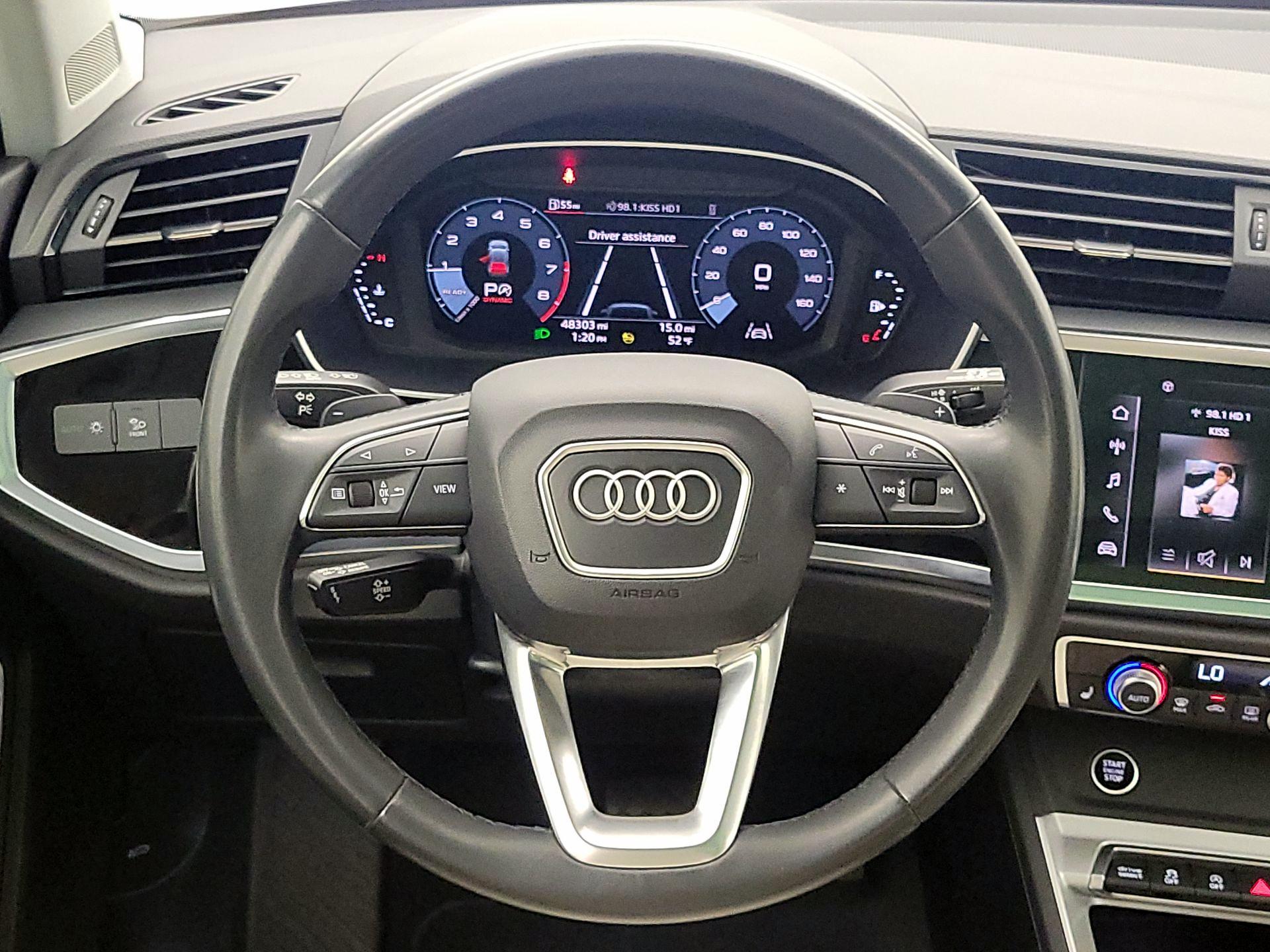 Thumbnail: 2023 Audi Q3 - 10