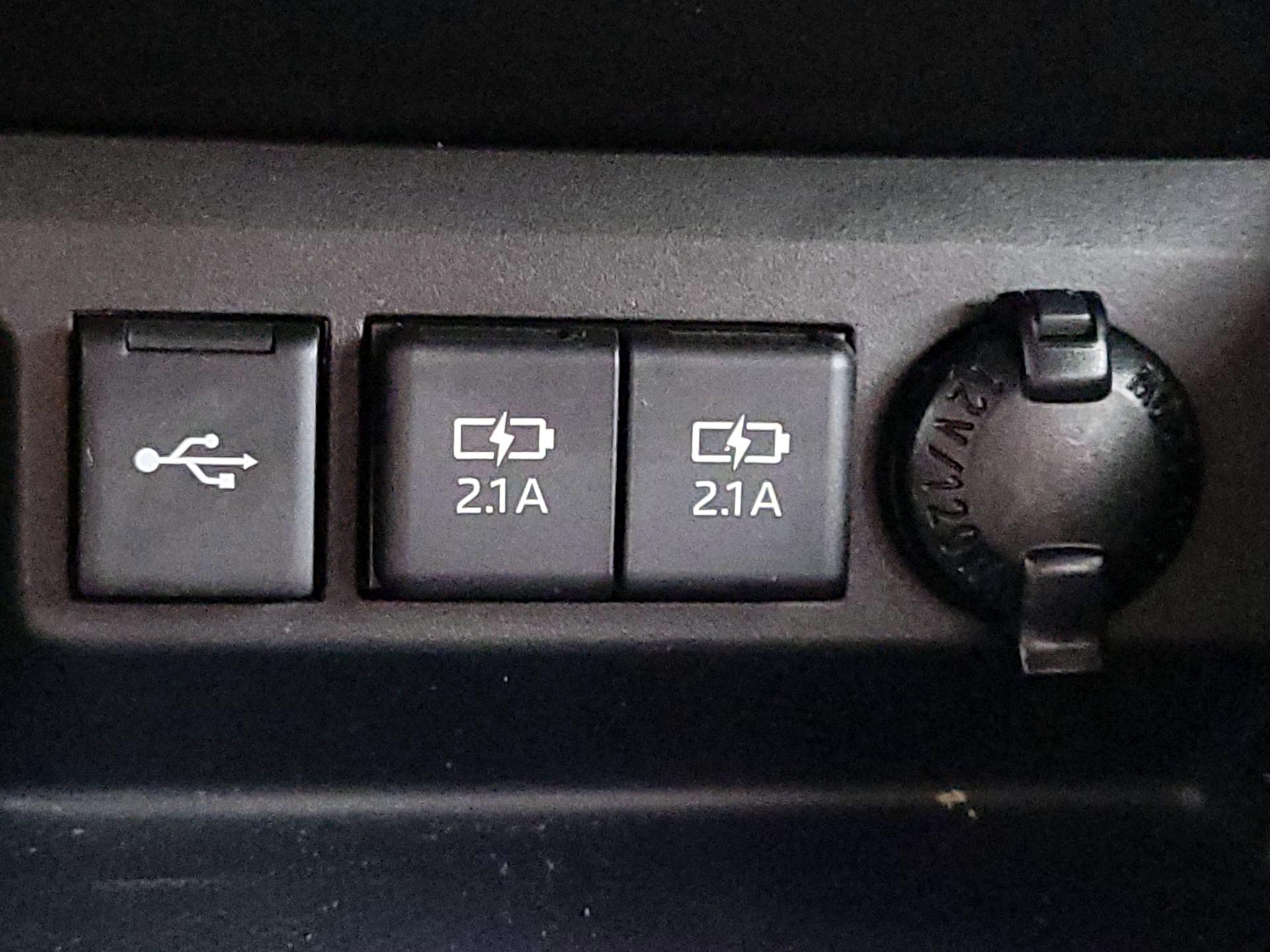 Thumbnail: 2021 Toyota Highlander - 19
