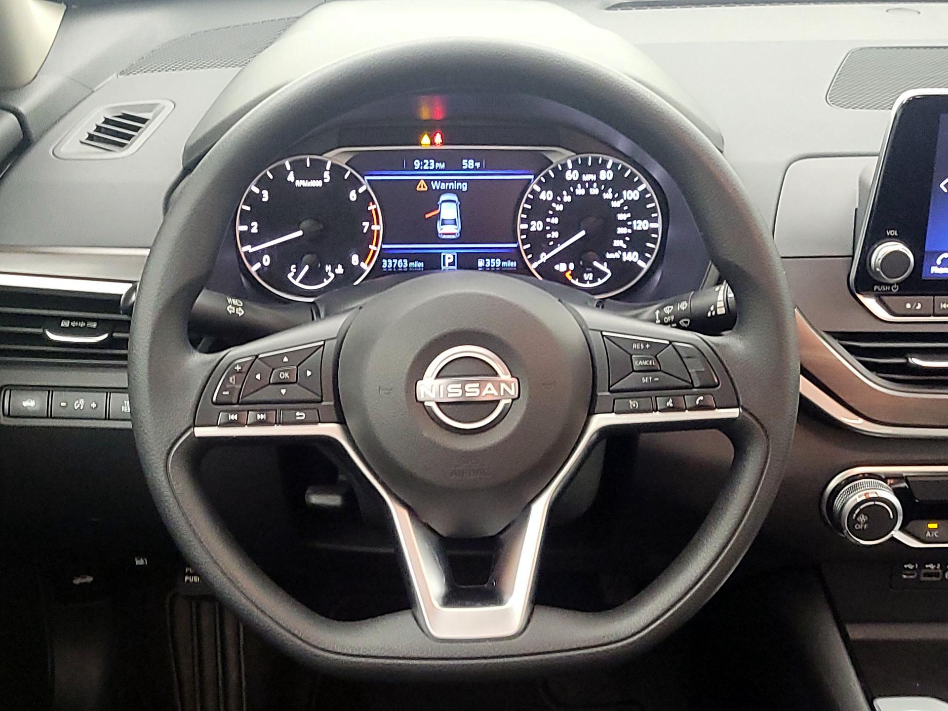 Thumbnail: 2024 Nissan Altima - 10