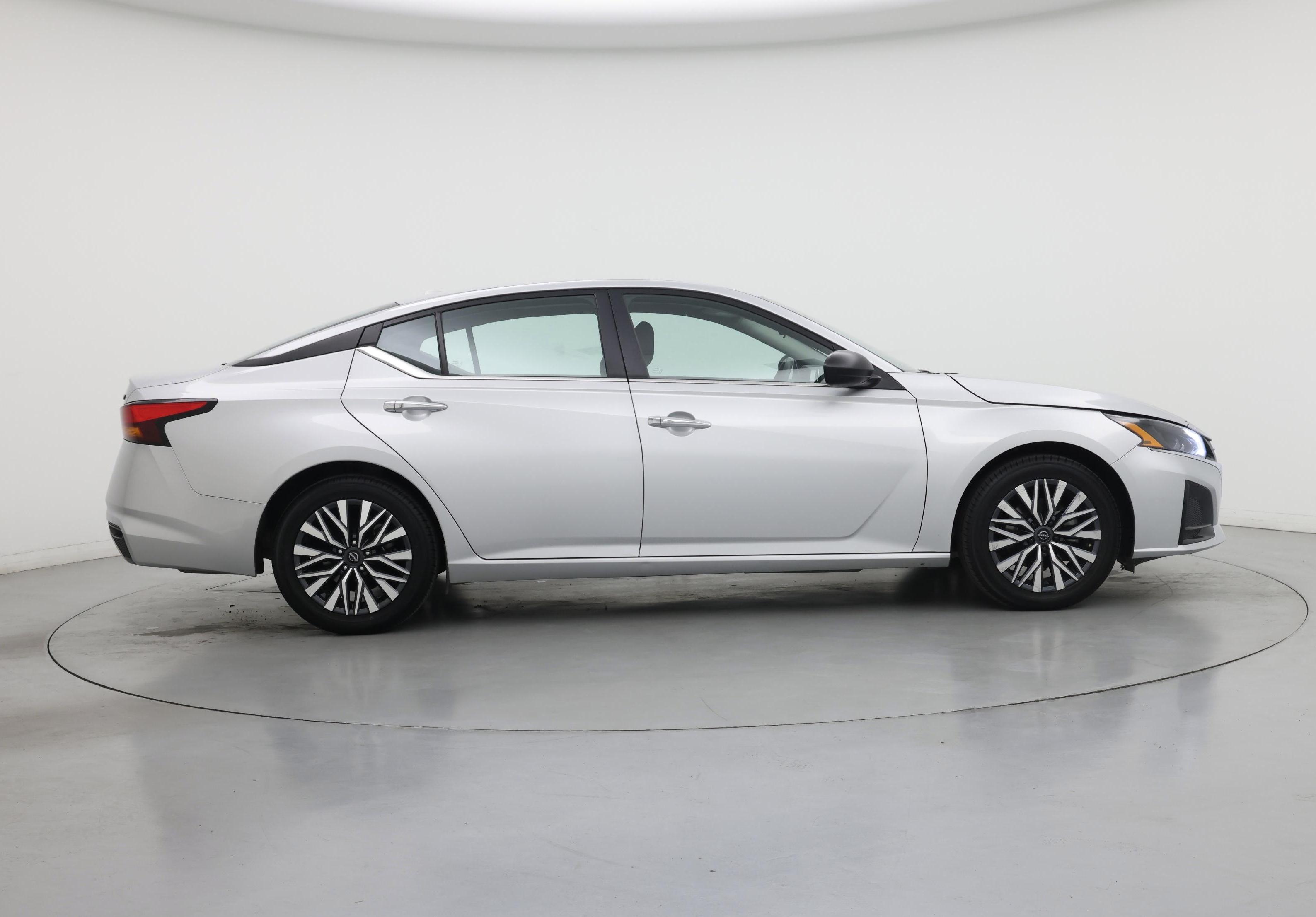 Thumbnail: 2024 Nissan Altima - 7