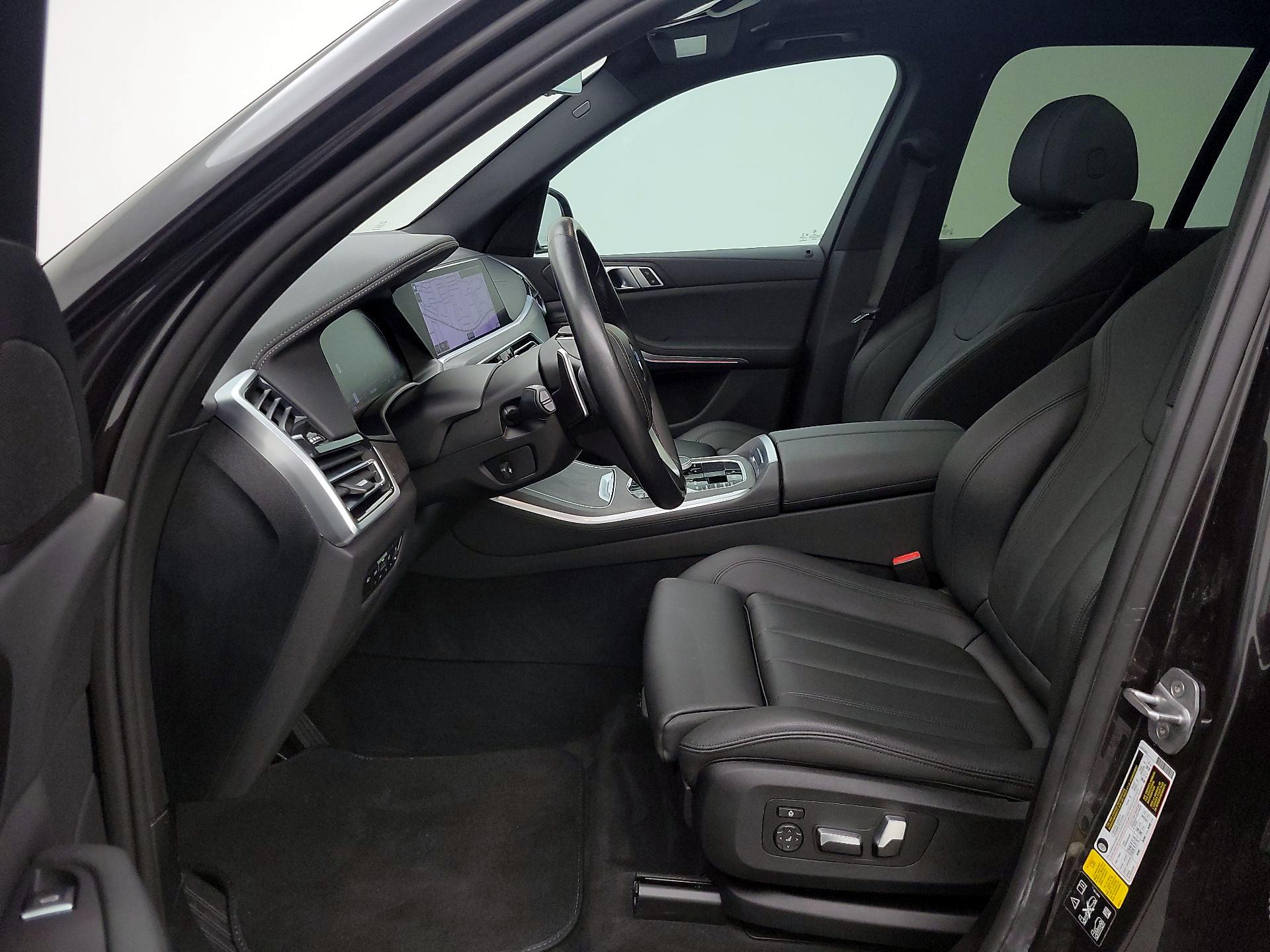 Thumbnail: 2020 BMW X5 - 11