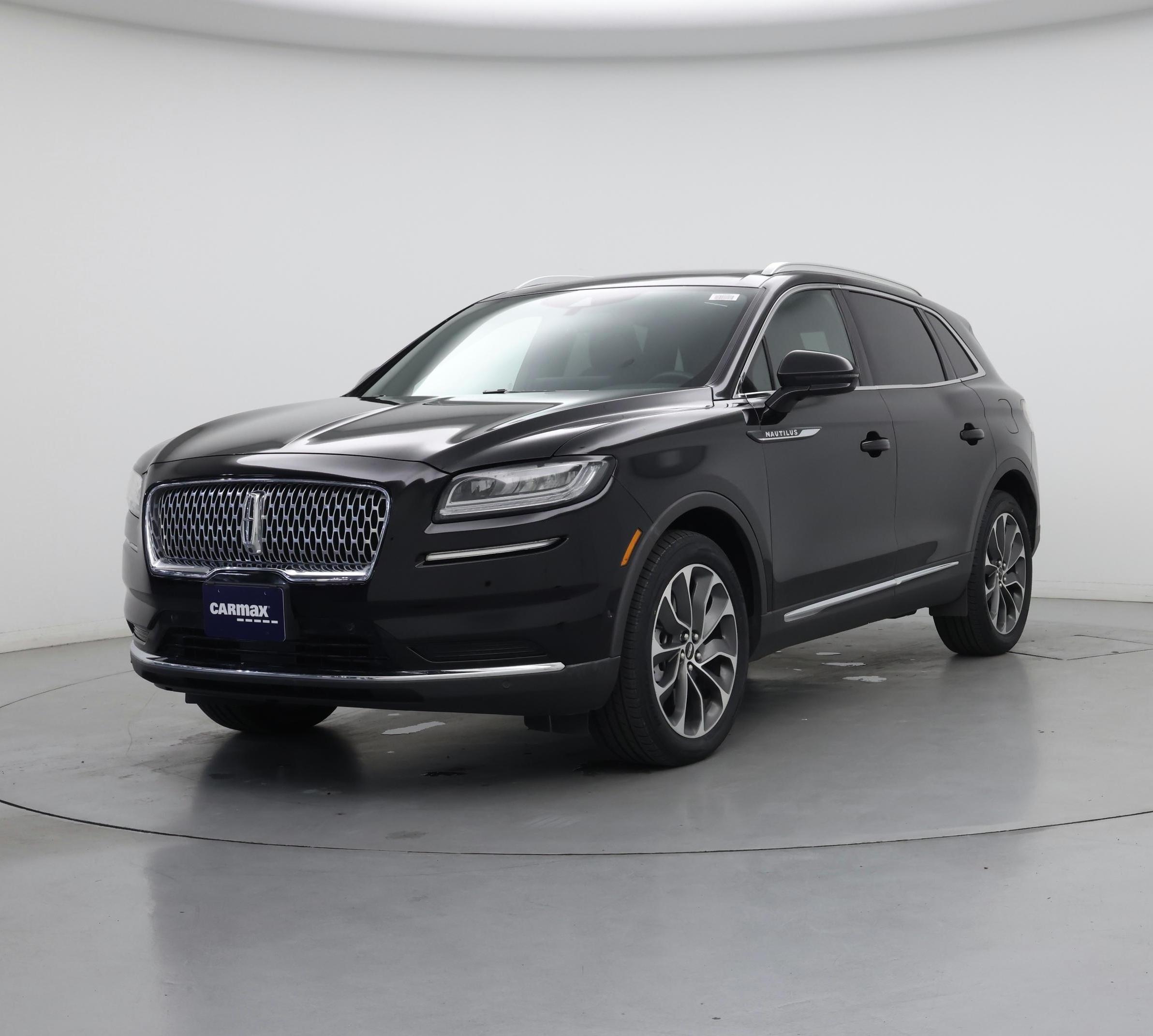 Thumbnail: 2023 Lincoln Nautilus - 4