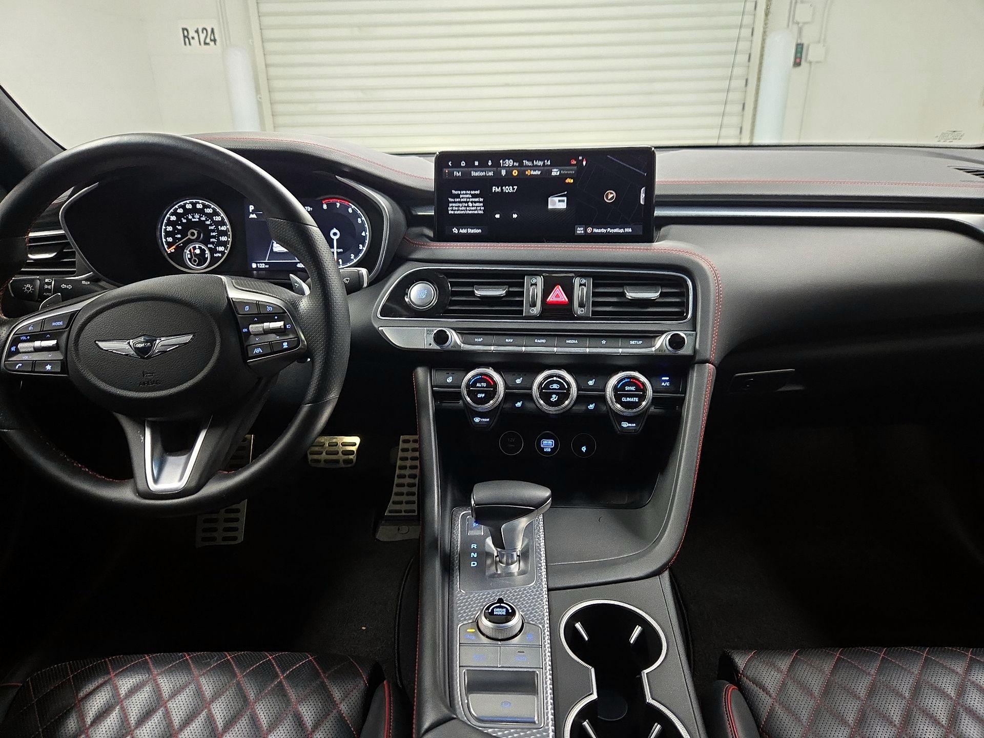 Thumbnail: 2022 Genesis G70 - 9