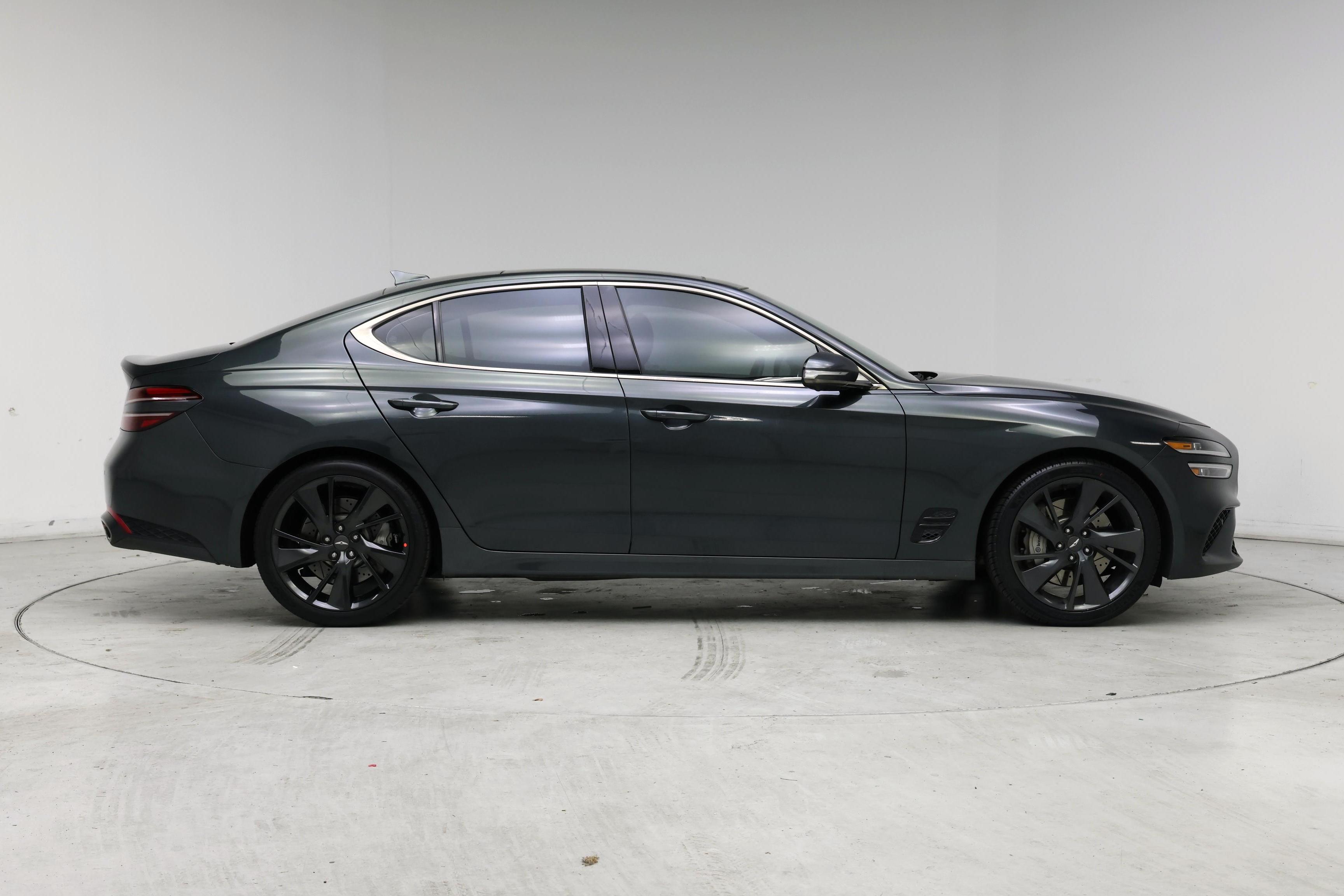 Thumbnail: 2022 Genesis G70 - 7