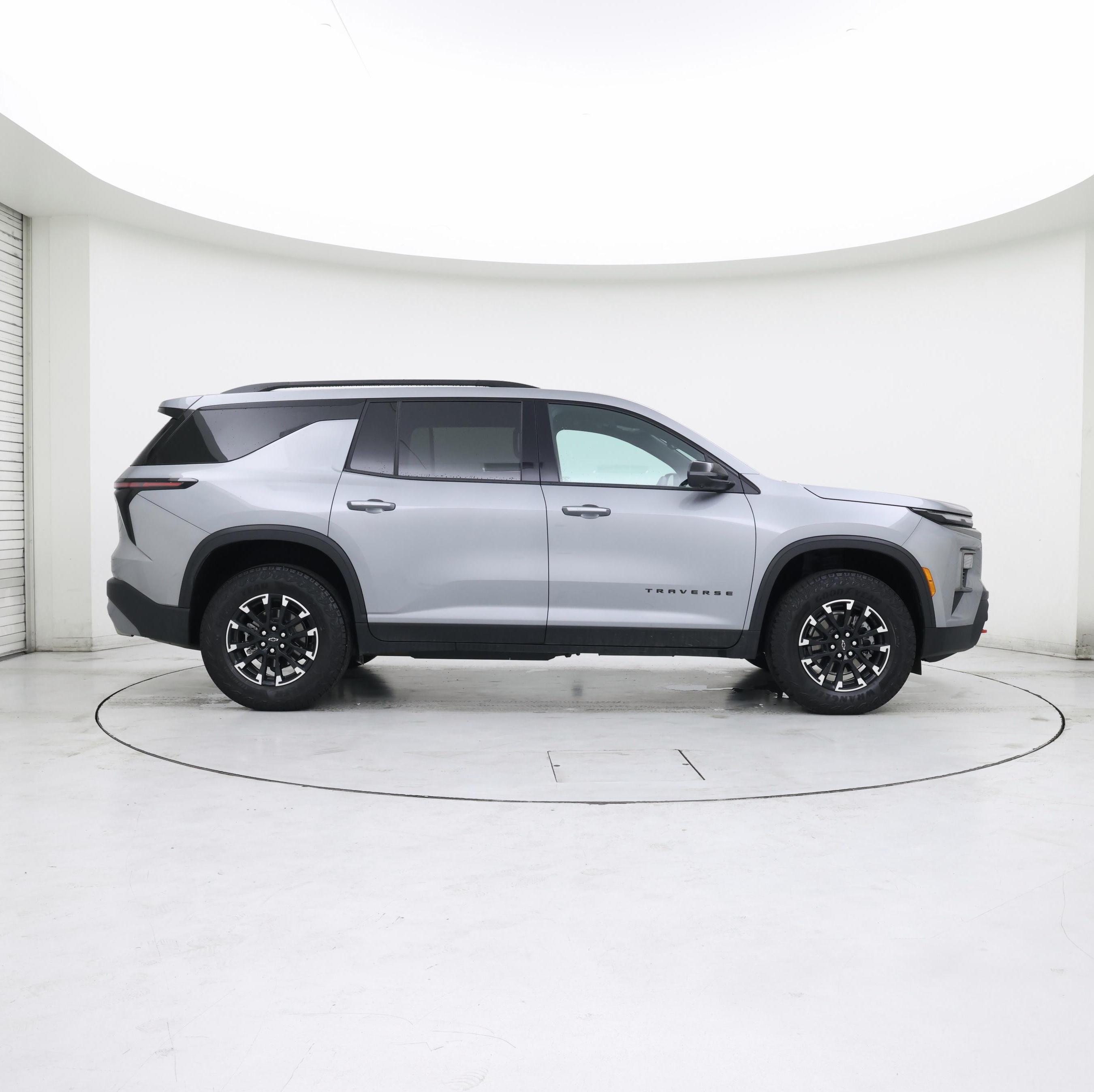 Thumbnail: 2026 Chevrolet Traverse - 7
