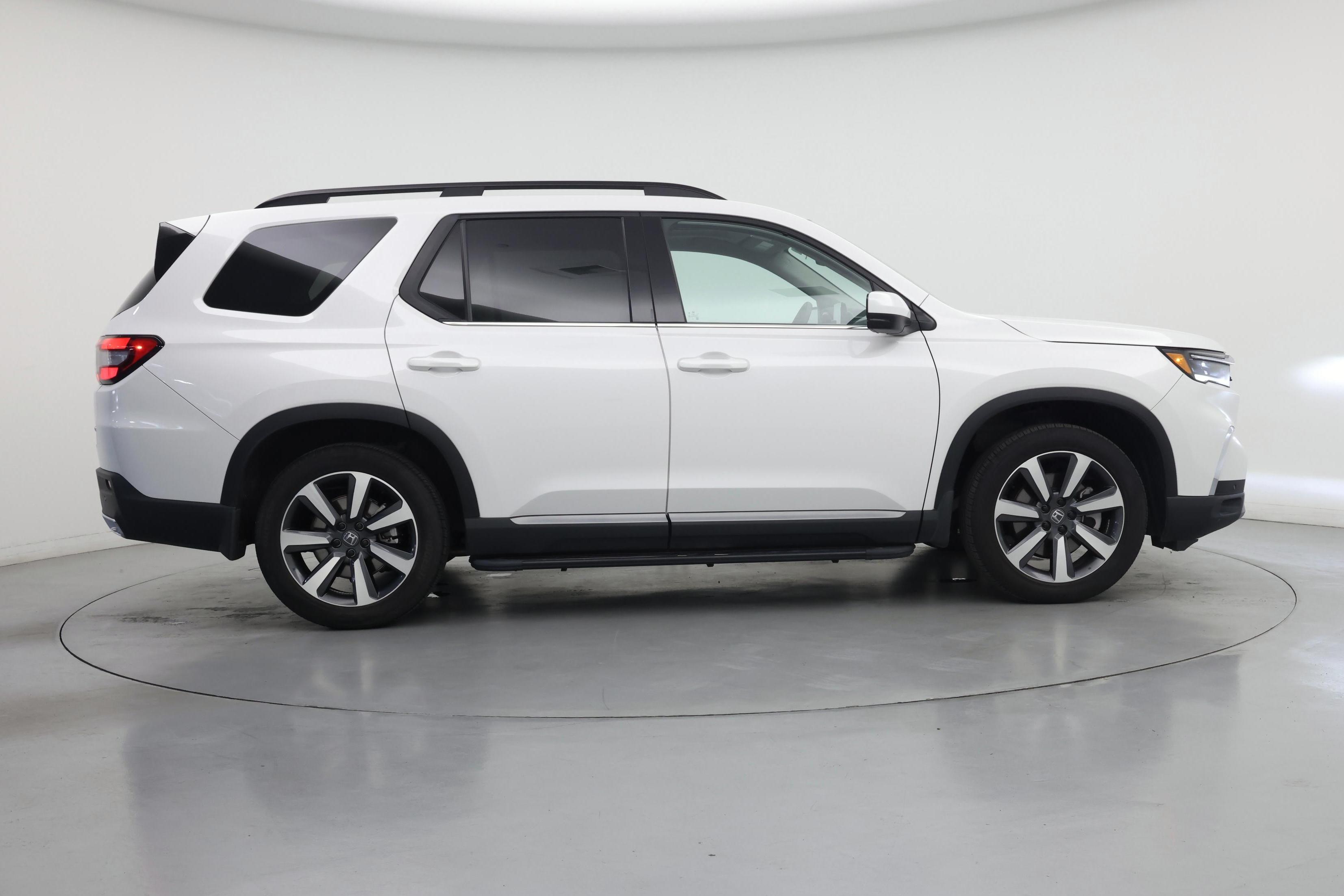 Thumbnail: 2024 Honda Pilot - 7
