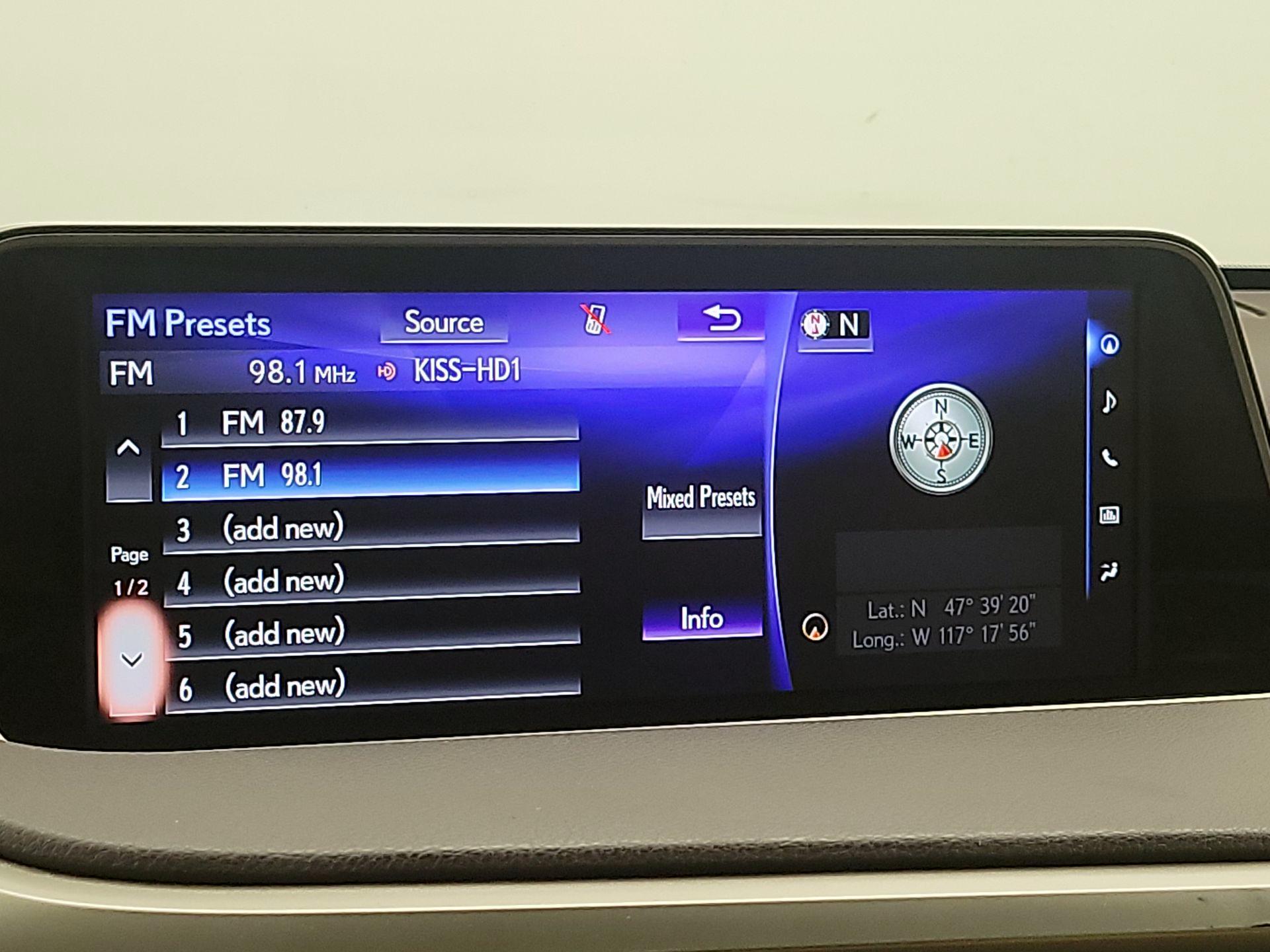 Thumbnail: 2017 Lexus RX - 16