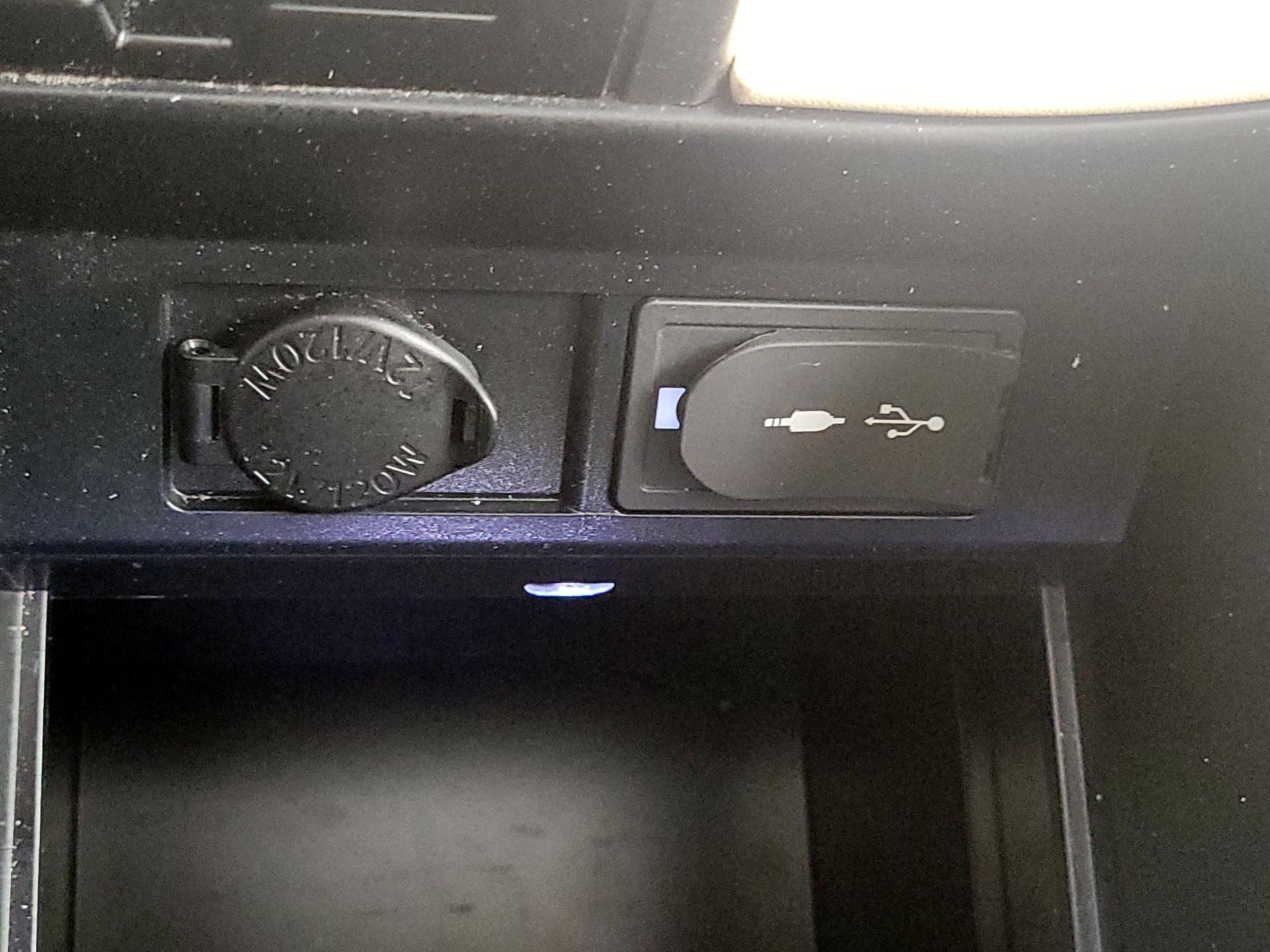 Thumbnail: 2017 Lexus RX - 19