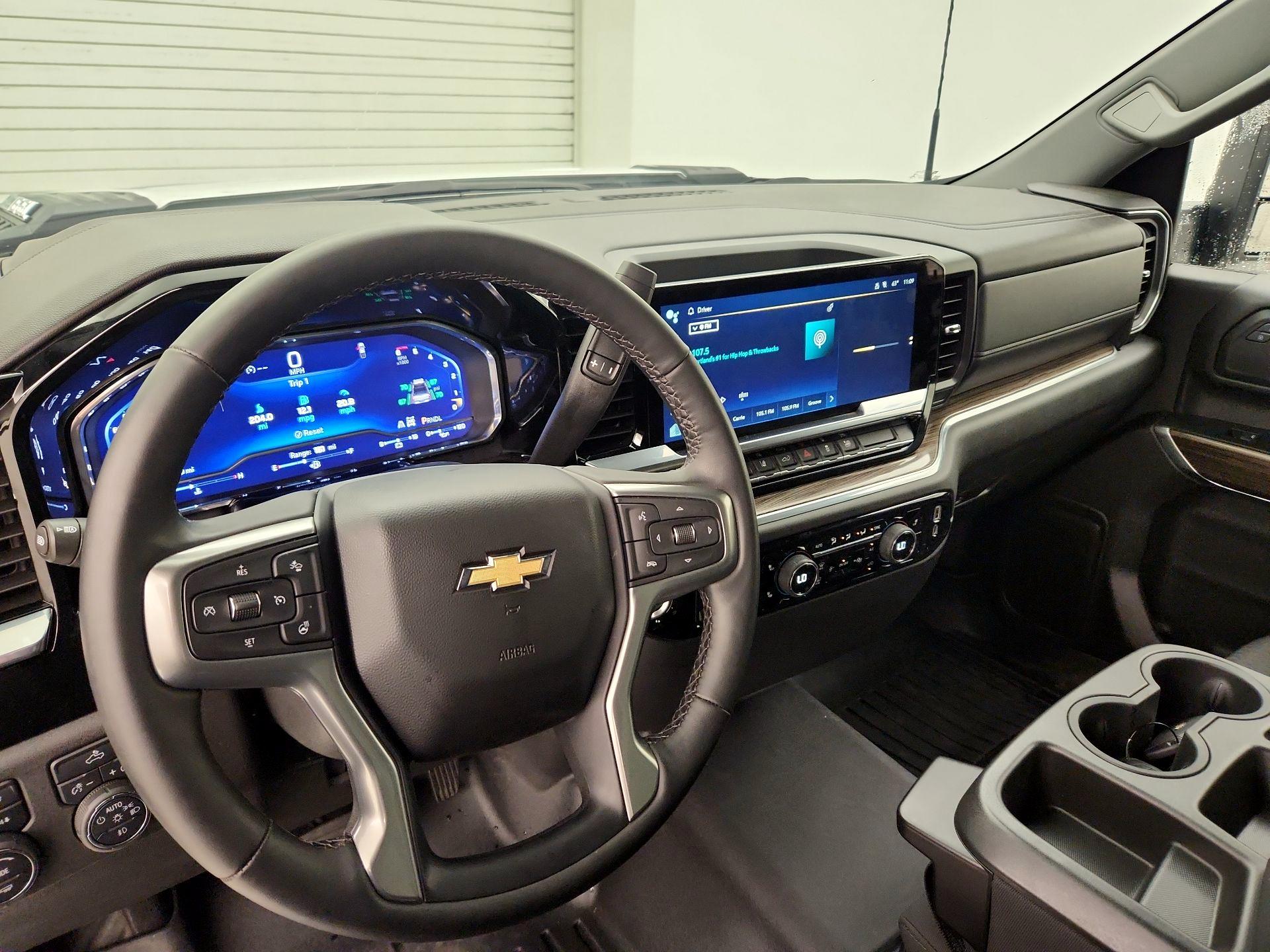 Thumbnail: 2024 Chevrolet Silverado 3500 - 9
