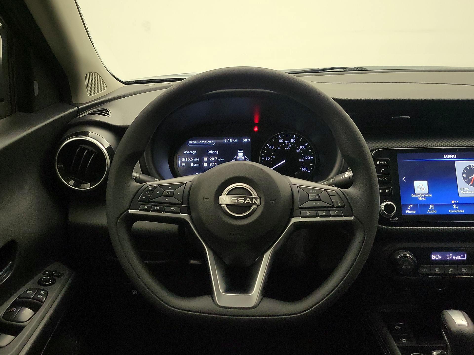 Thumbnail: 2022 Nissan Kicks - 10