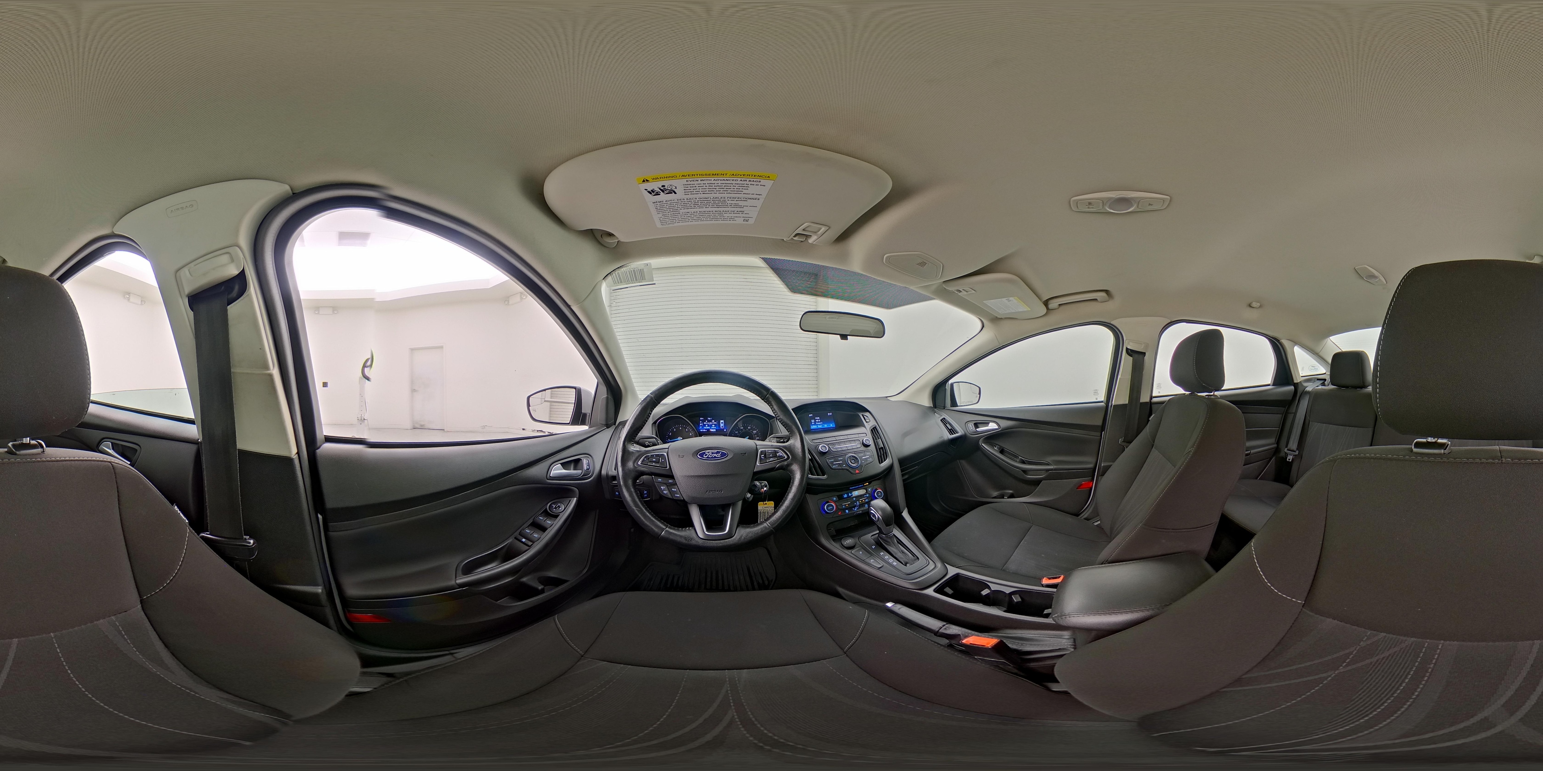 2018 Ford Focus SE - Photo 26