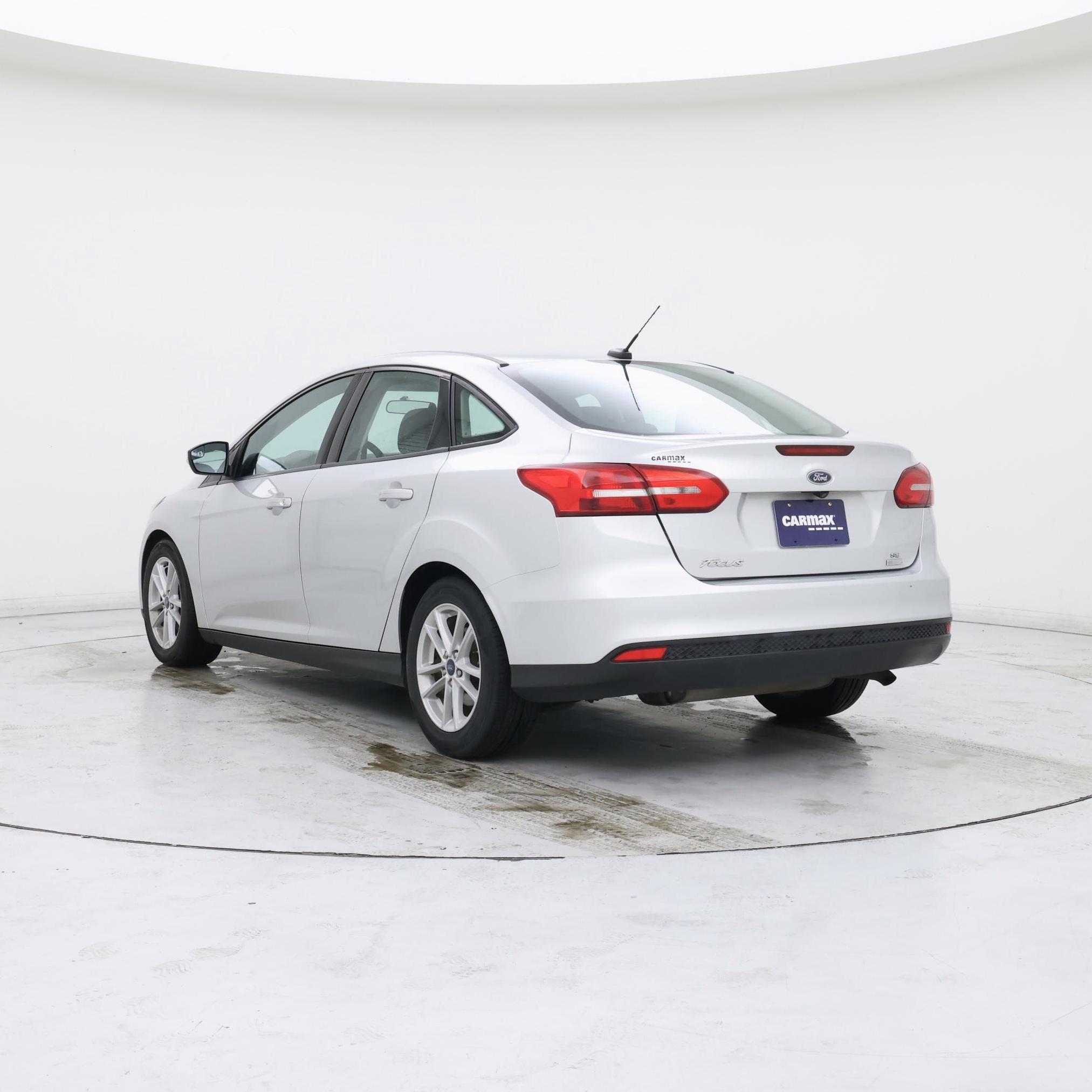 Thumbnail: 2018 Ford Focus - 2