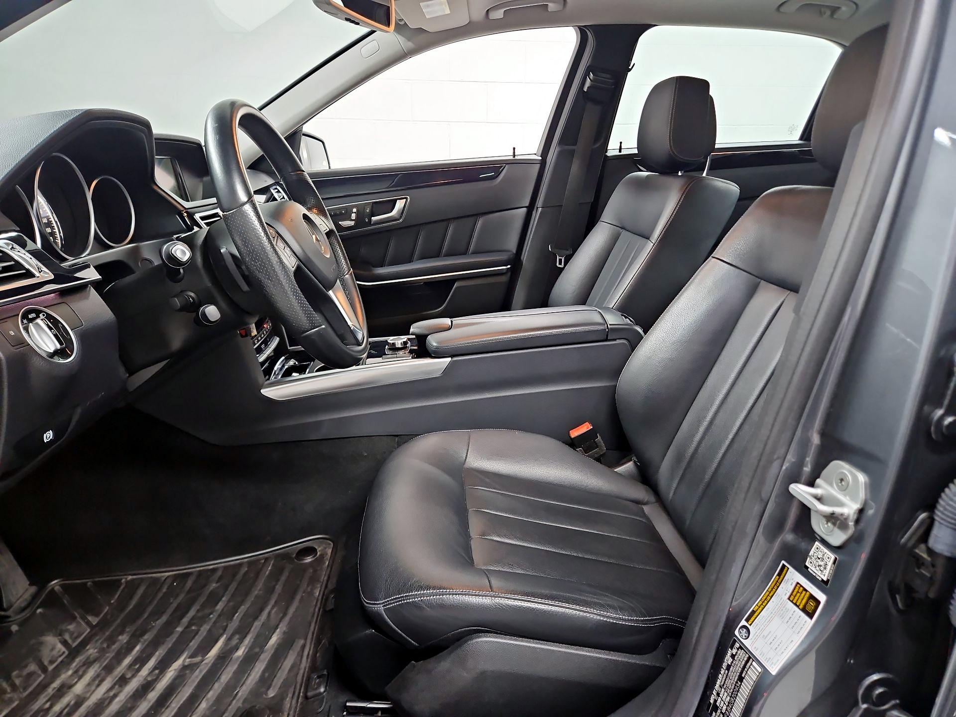 Thumbnail: 2016 Mercedes-Benz E-Class - 11