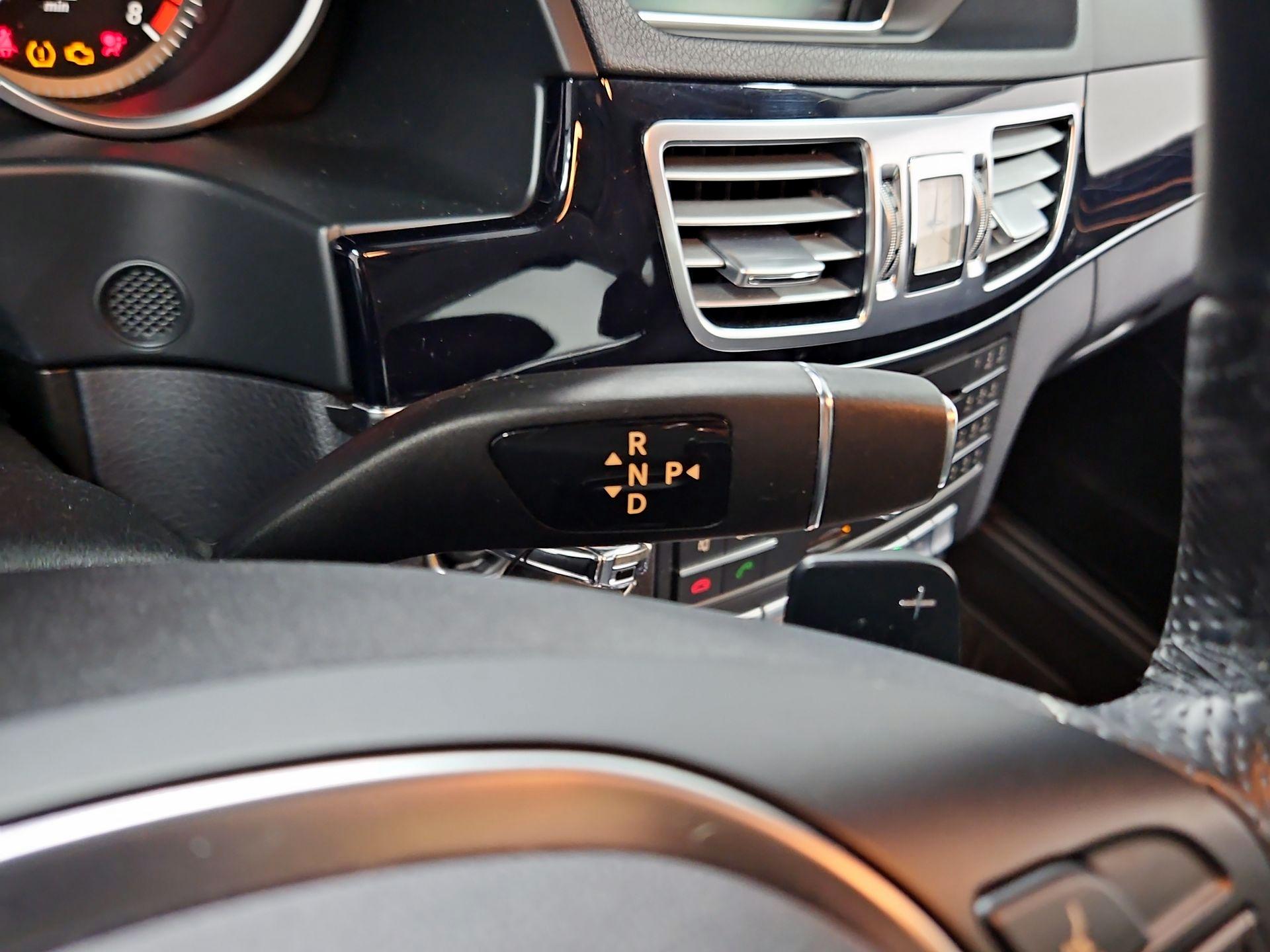 Thumbnail: 2016 Mercedes-Benz E-Class - 18