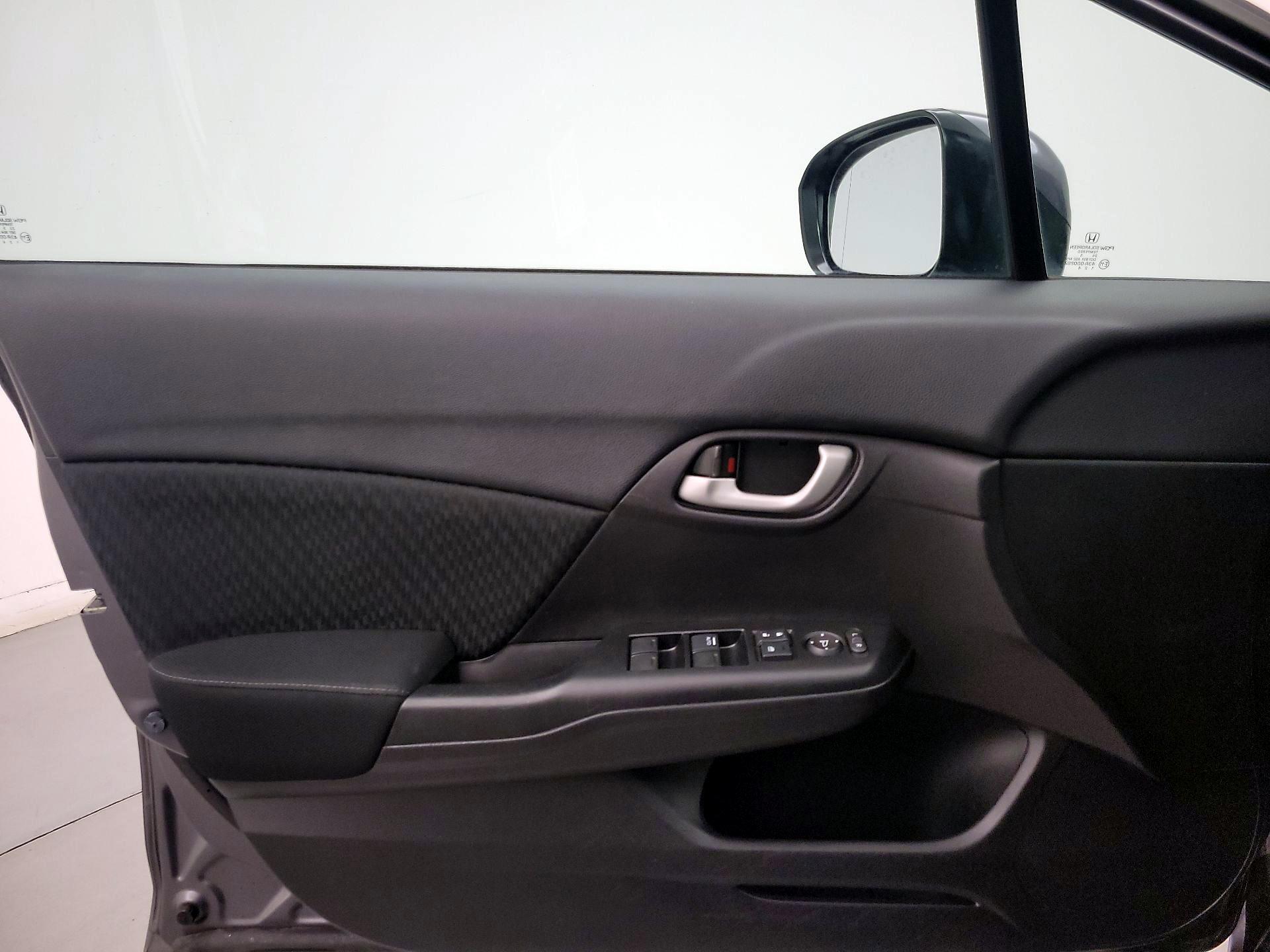 Thumbnail: 2015 Honda Civic - 12