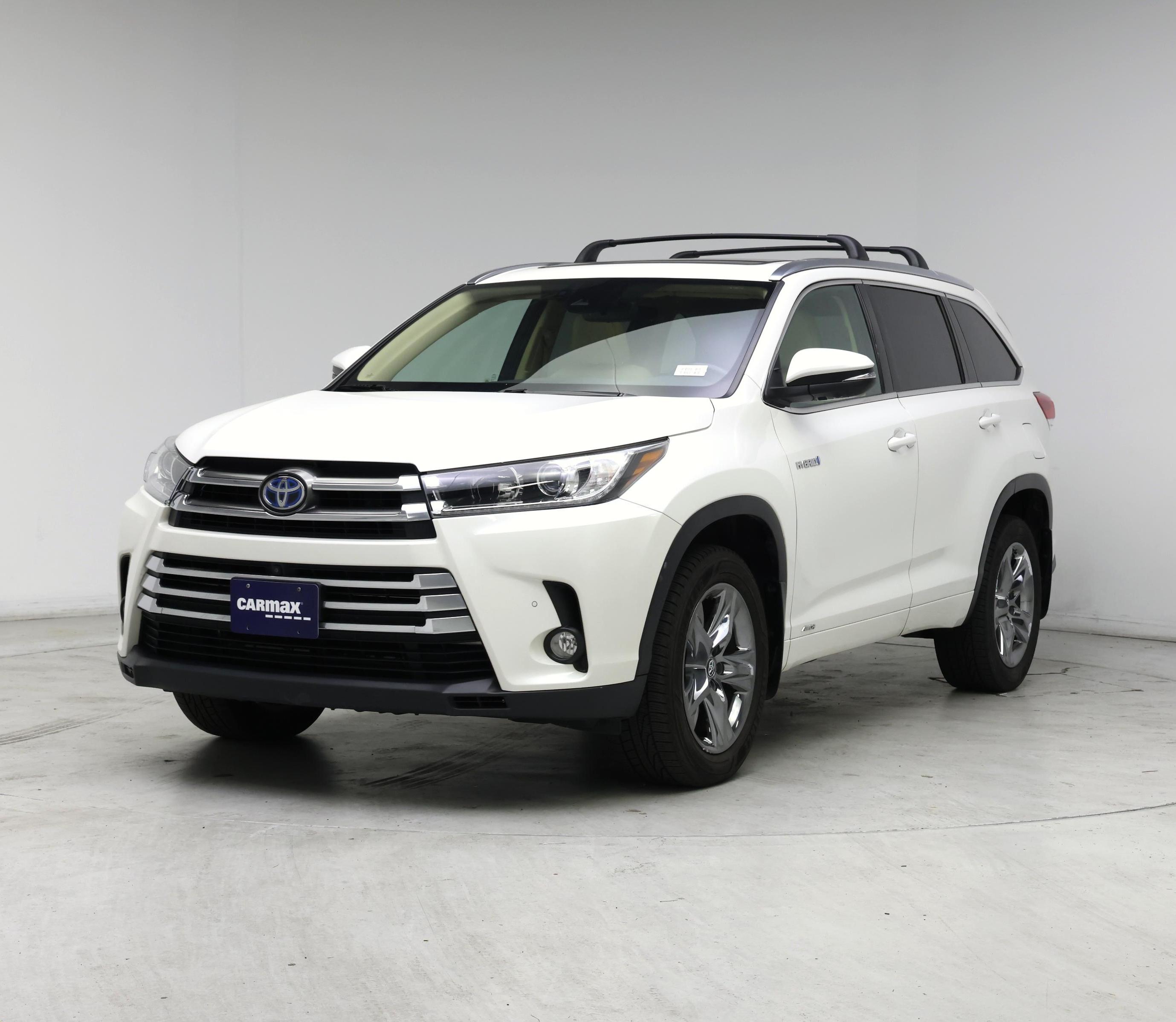 Thumbnail: 2017 Toyota Highlander - 4