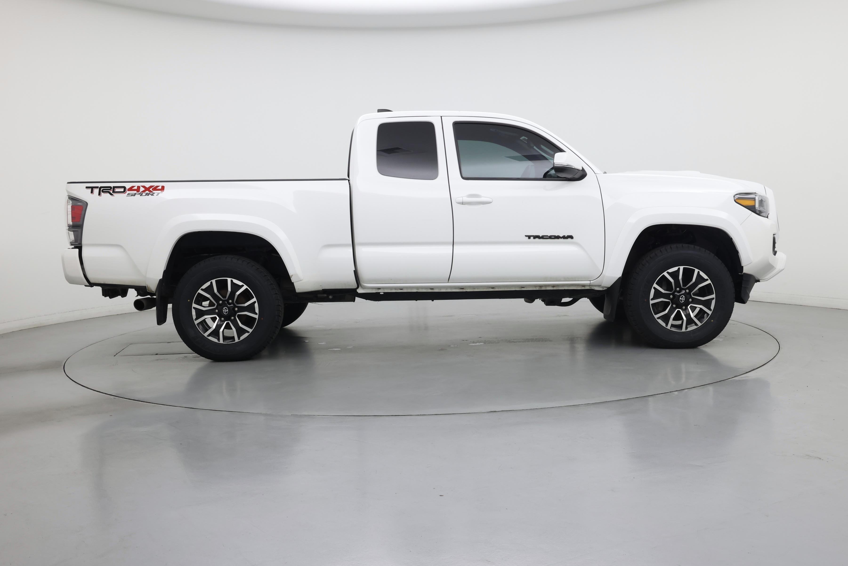 Thumbnail: 2023 Toyota Tacoma - 7