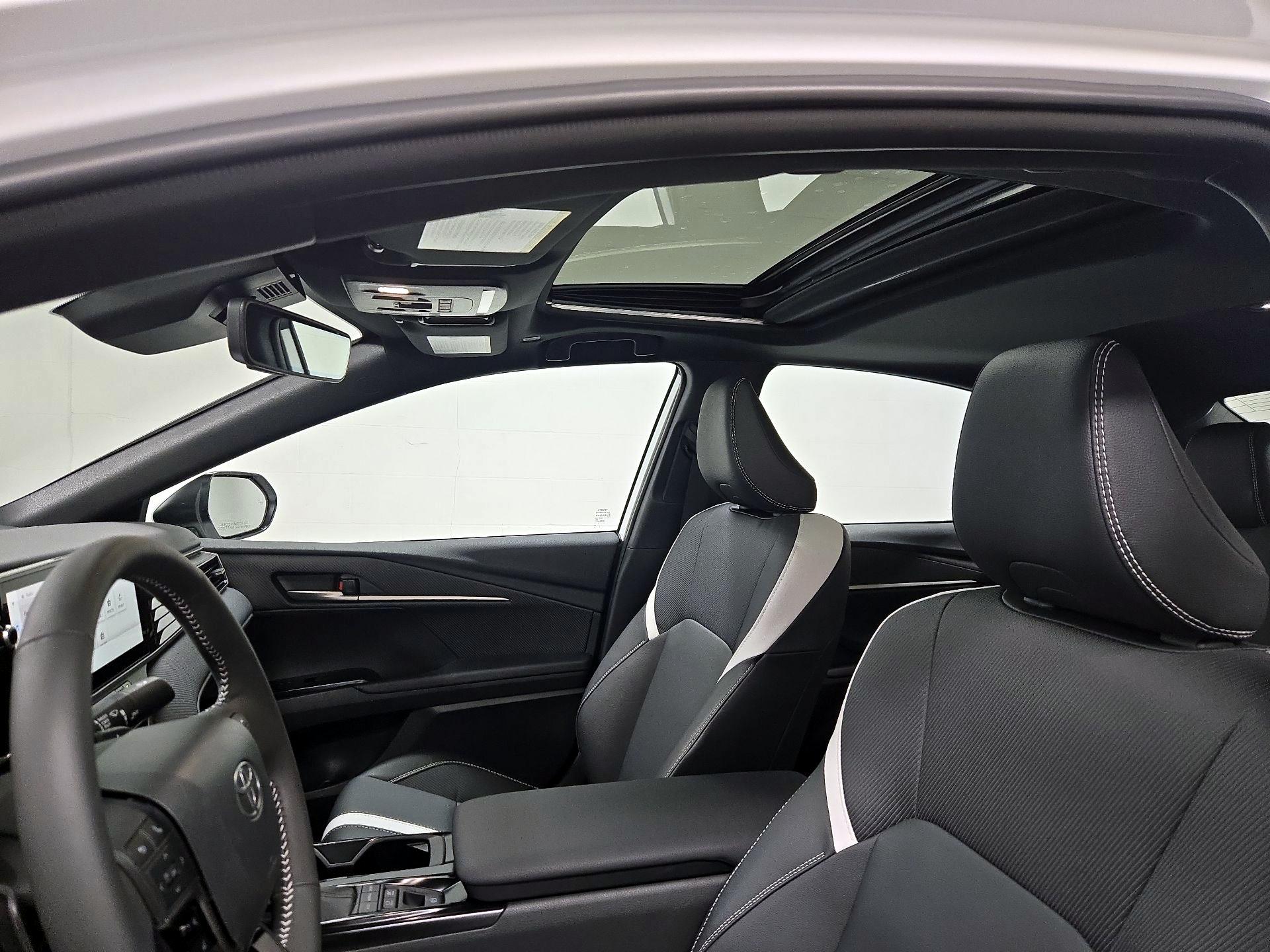 Thumbnail: 2025 Toyota Camry - 19