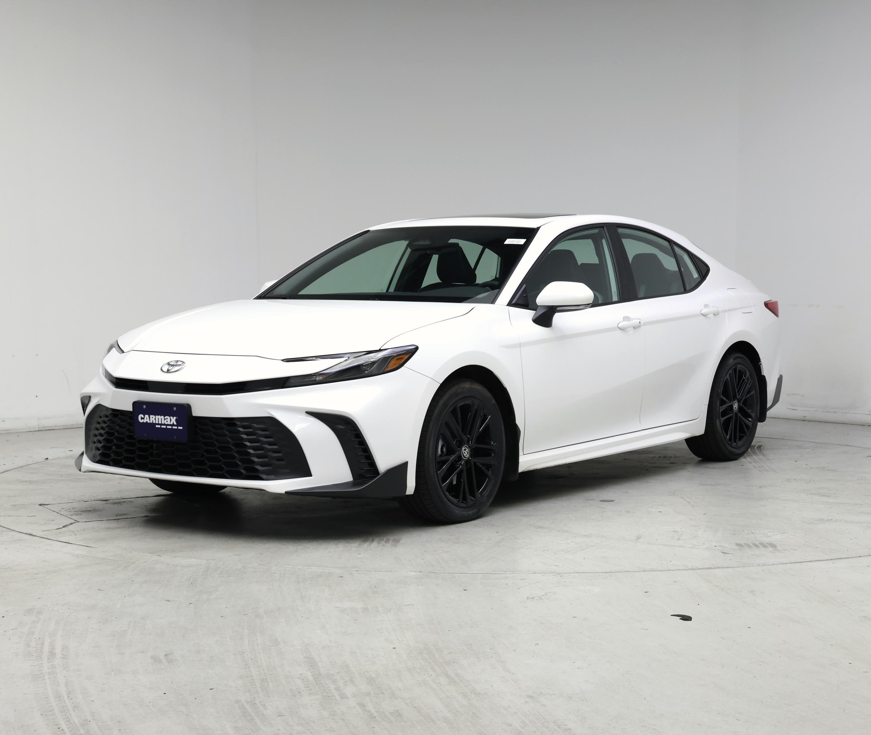 Thumbnail: 2025 Toyota Camry - 4
