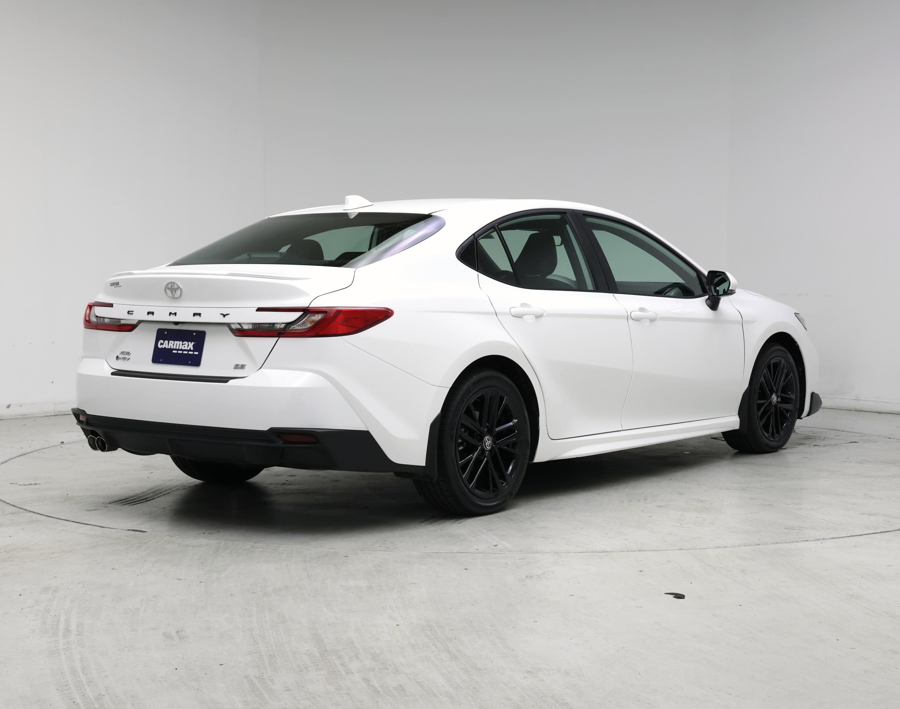 Thumbnail: 2025 Toyota Camry - 8