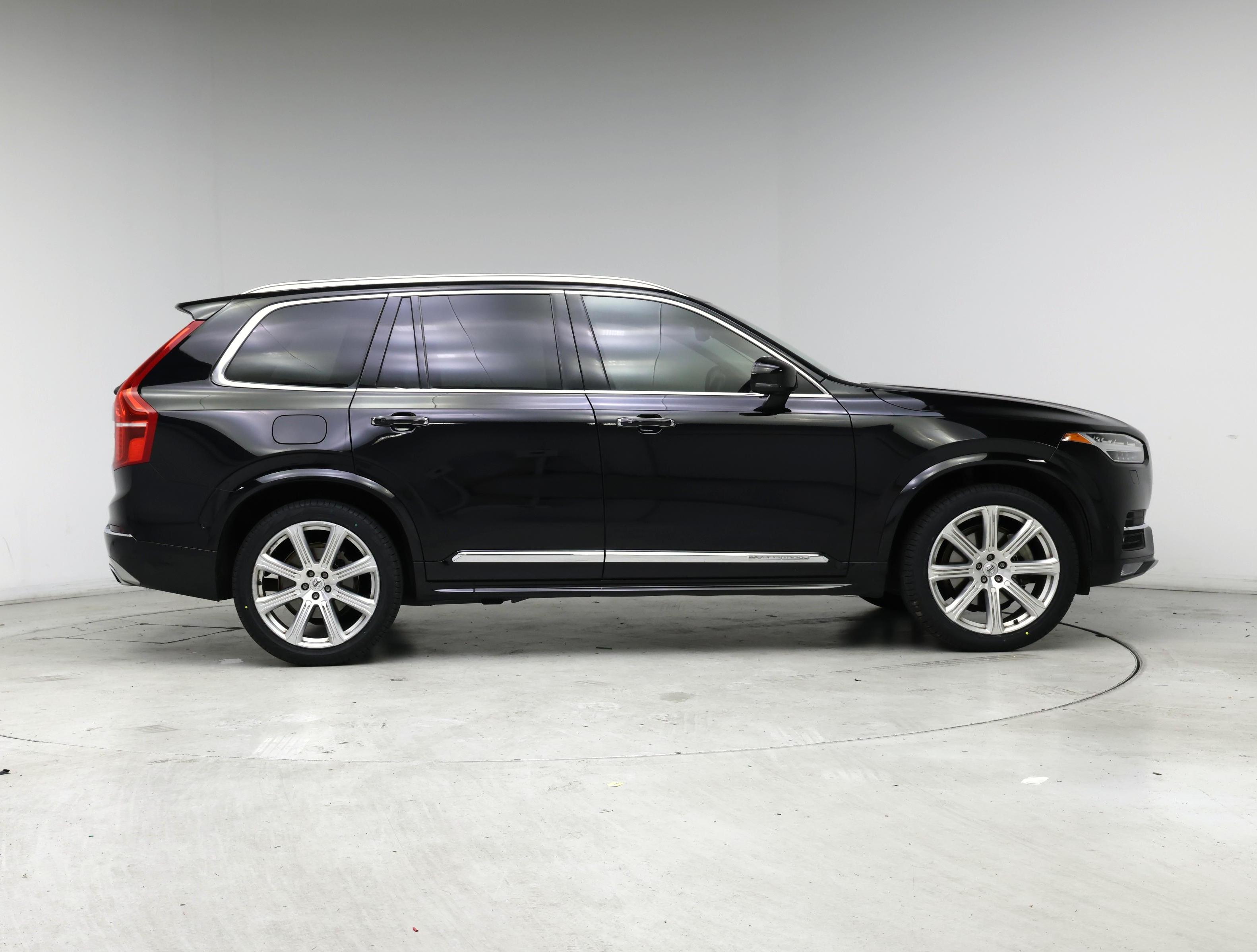 Thumbnail: 2019 Volvo XC90 - 7