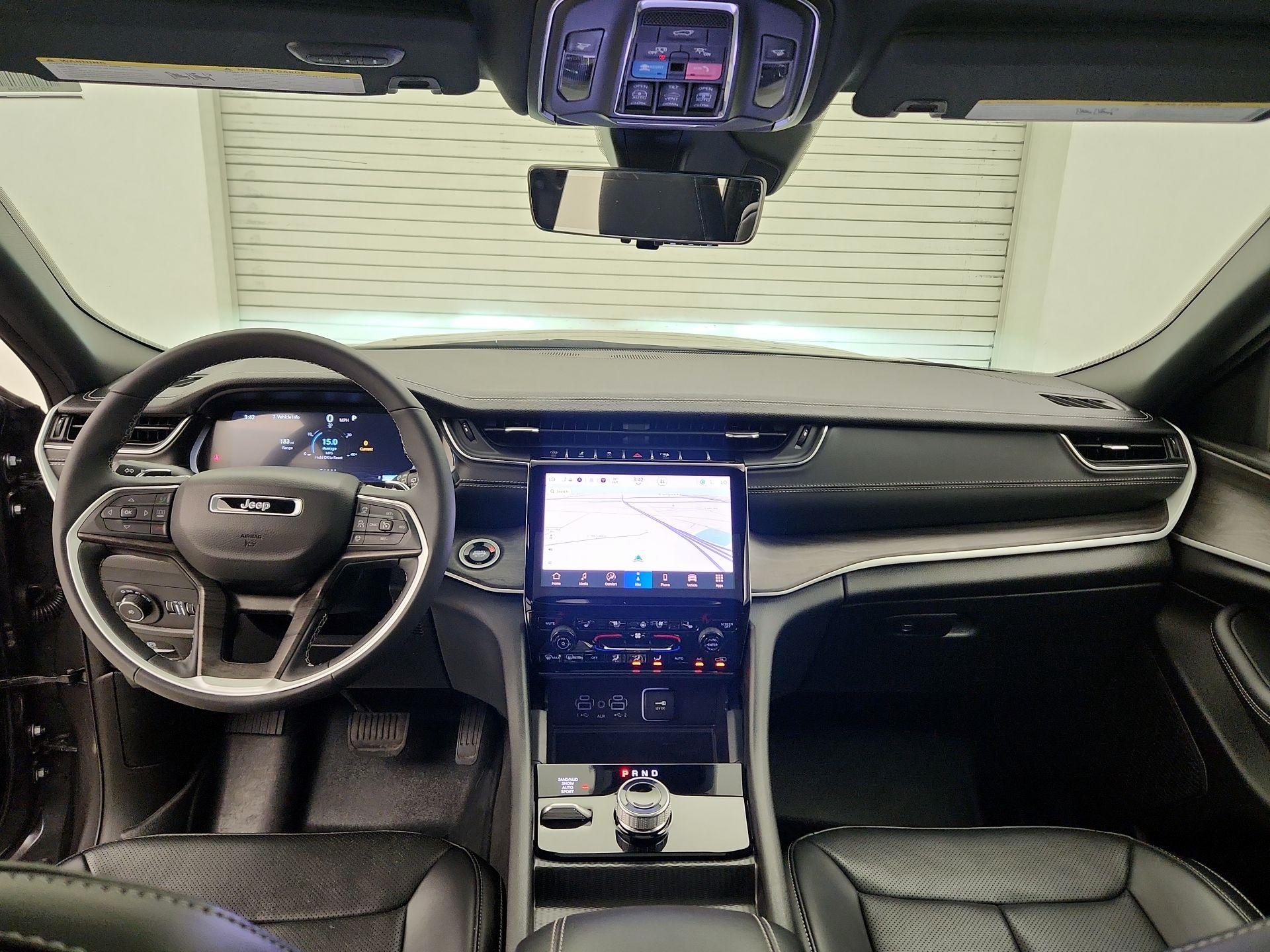 Thumbnail: 2025 Jeep Grand Cherokee L - 9