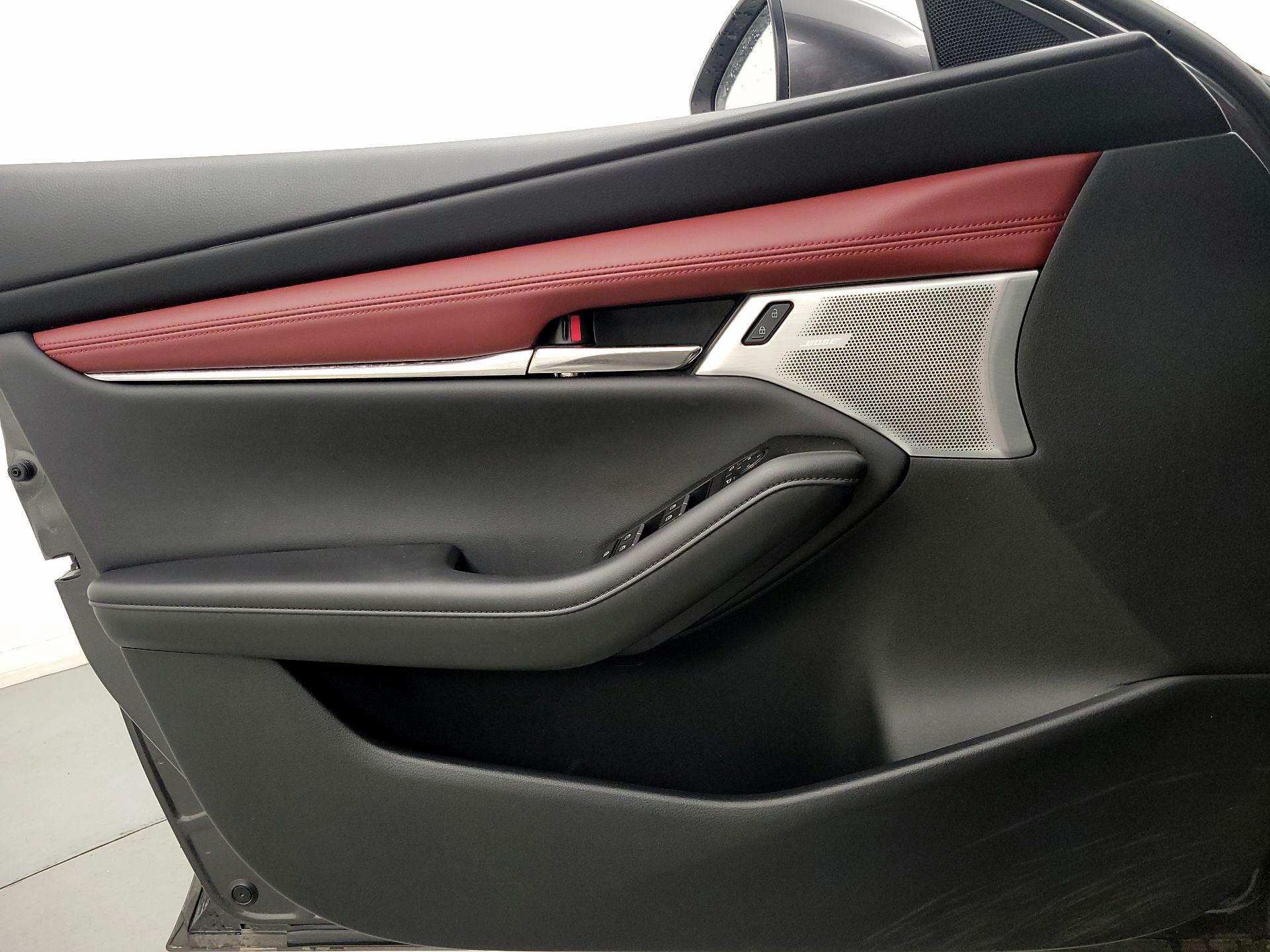 Thumbnail: 2025 Mazda Mazda3 - 12