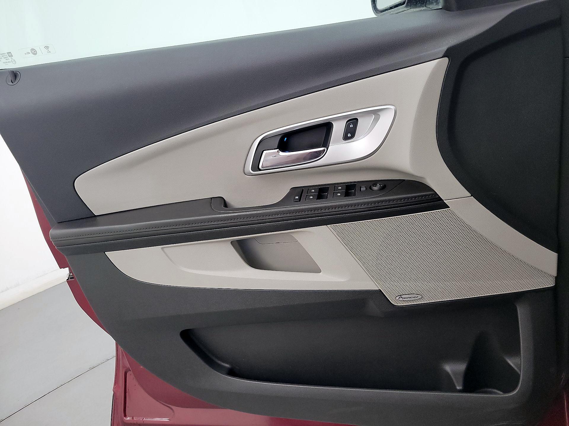 Thumbnail: 2016 Chevrolet Equinox - 12