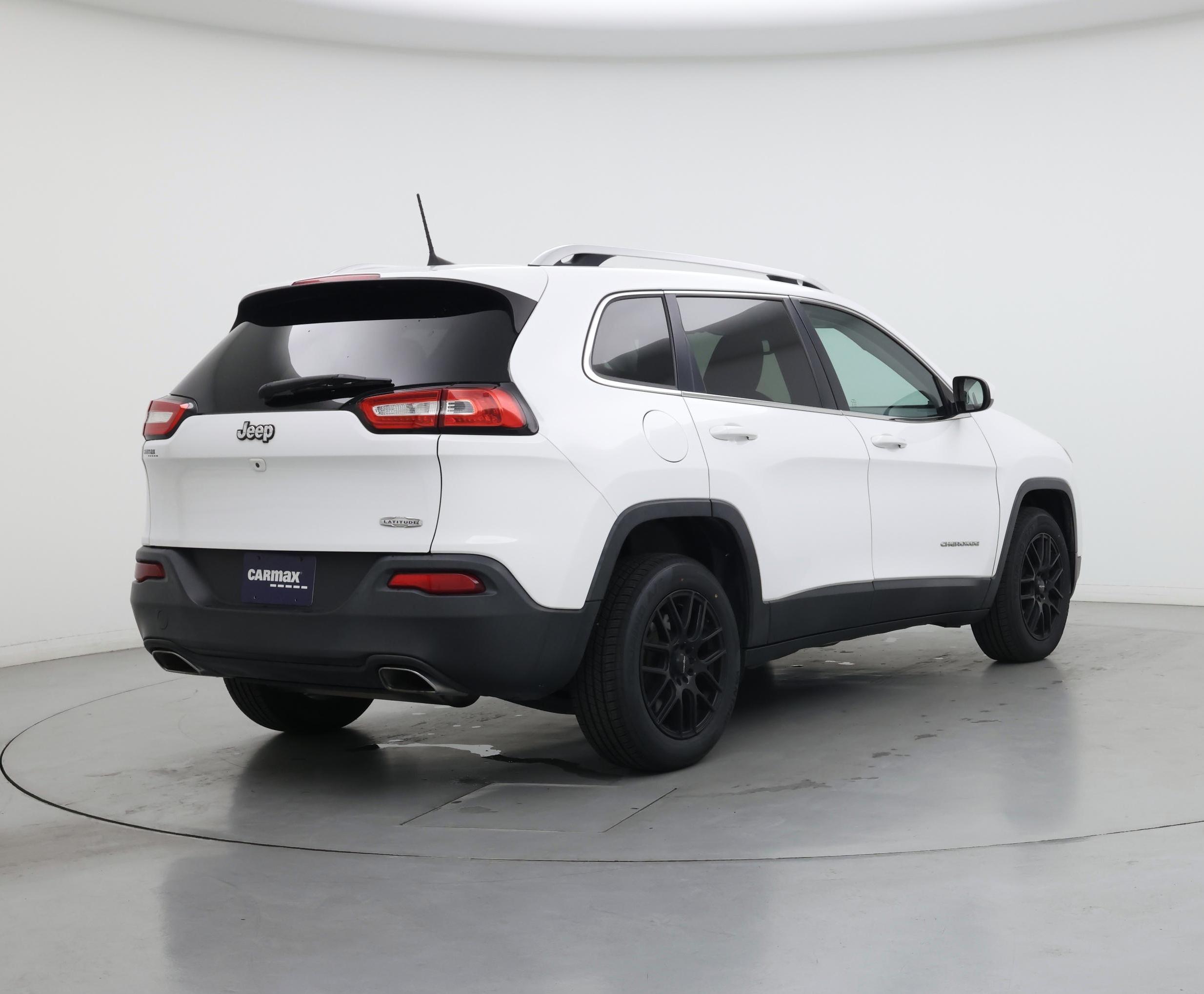 Thumbnail: 2017 Jeep Cherokee - 8