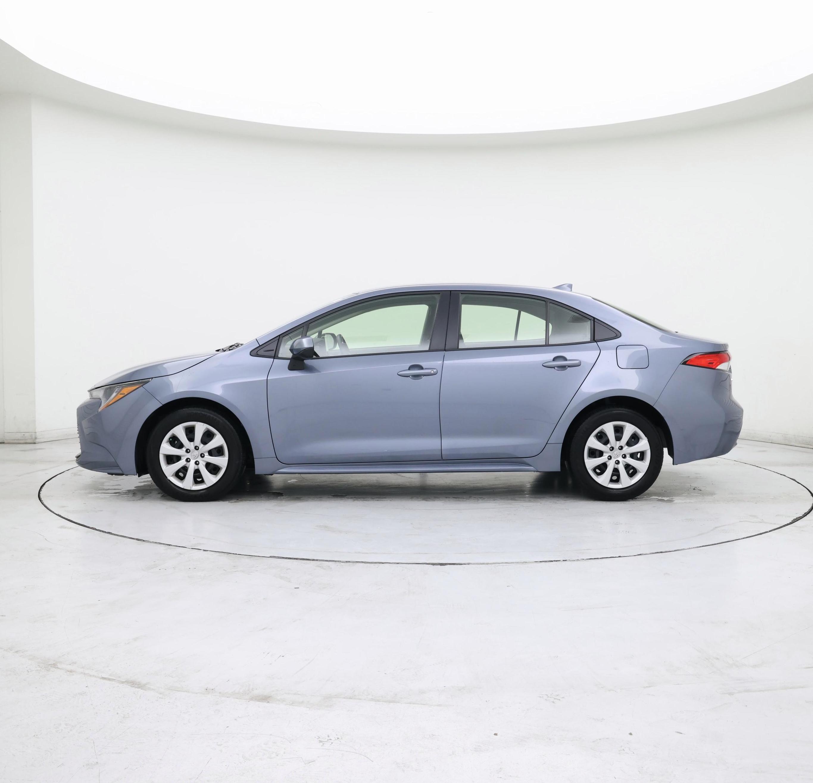 Thumbnail: 2024 Toyota Corolla - 3