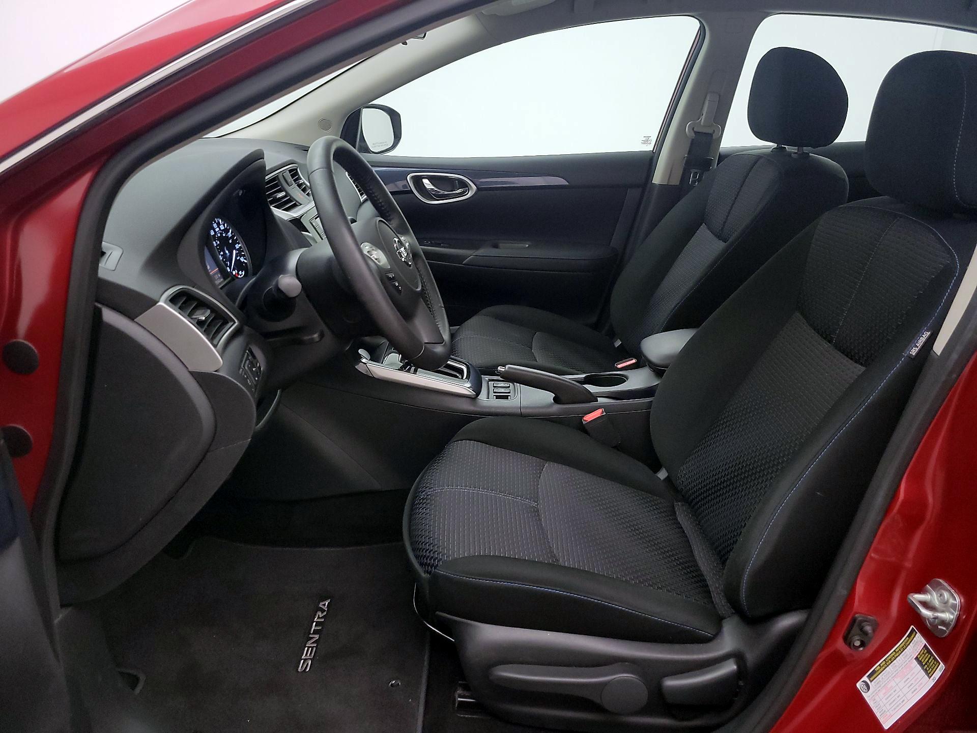 Thumbnail: 2019 Nissan Sentra - 11