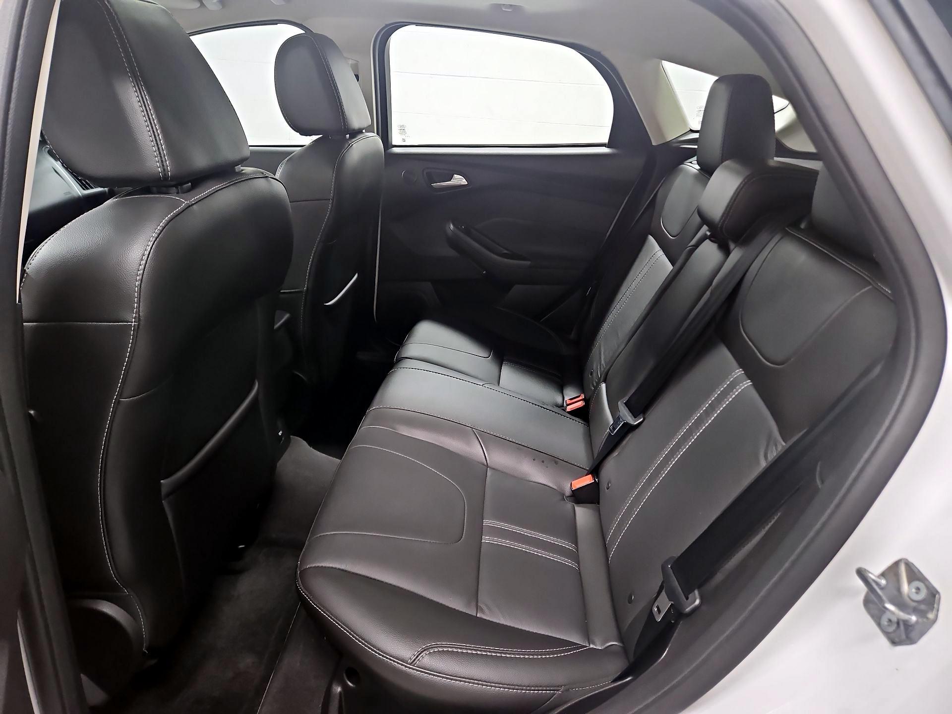 Thumbnail: 2014 Ford Focus - 20